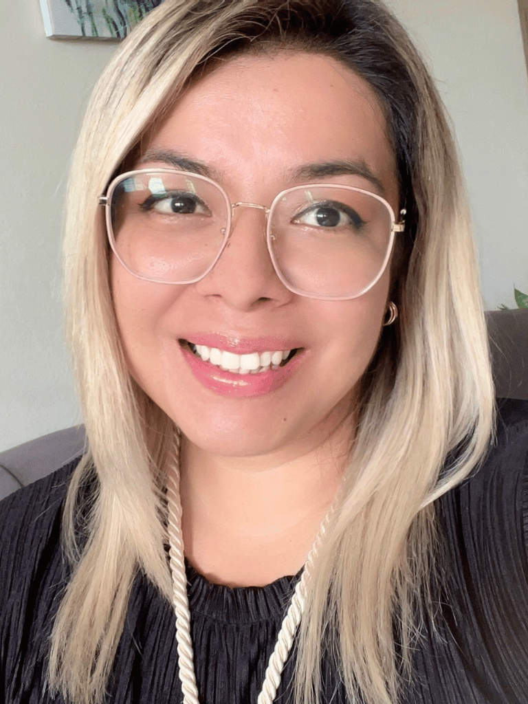 adriana_cabrera-alight-el_salvador-propel Adriana Cabrera