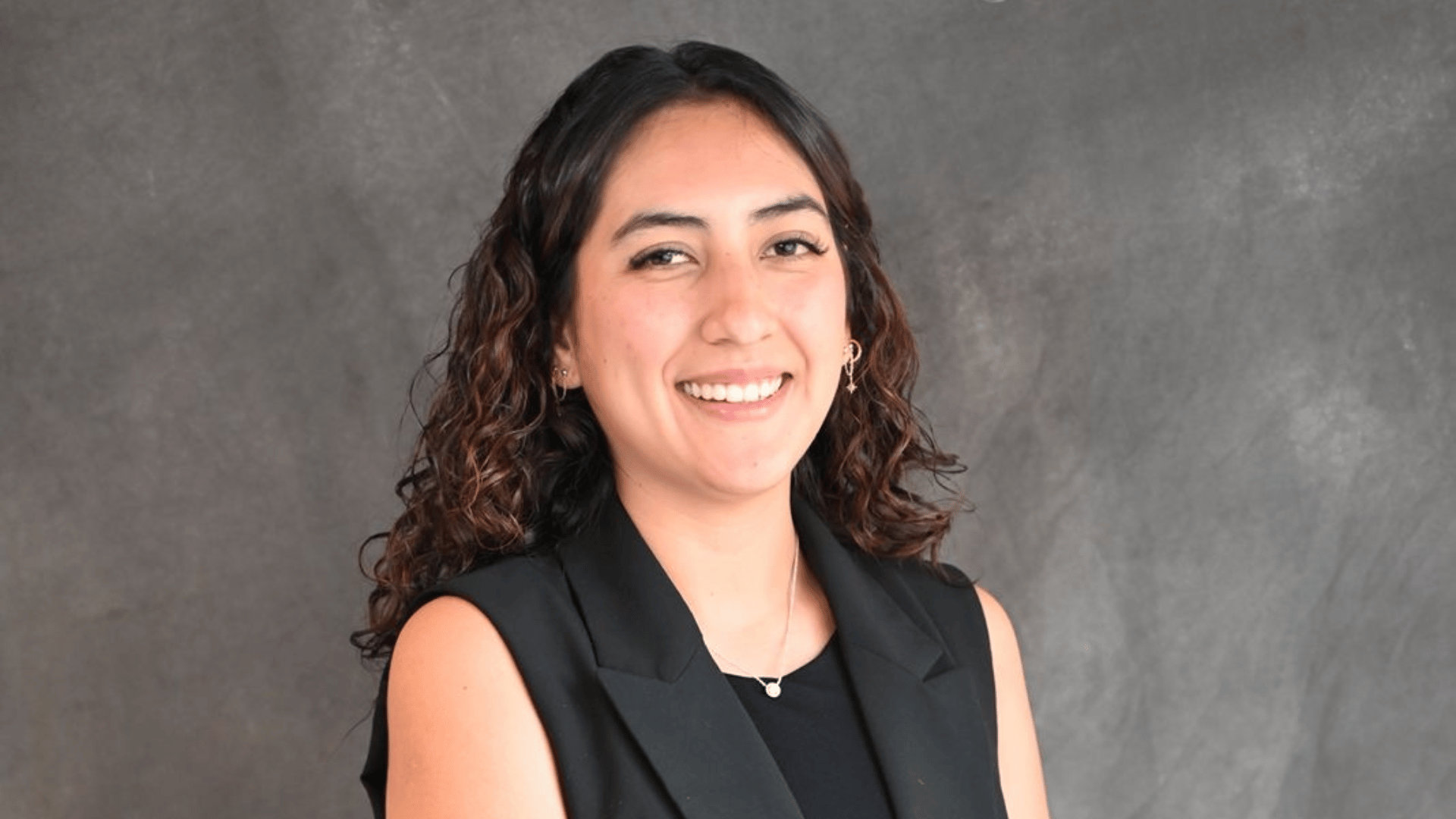 karla_gonzalez-veintiuno_x_tres-mexico-propel