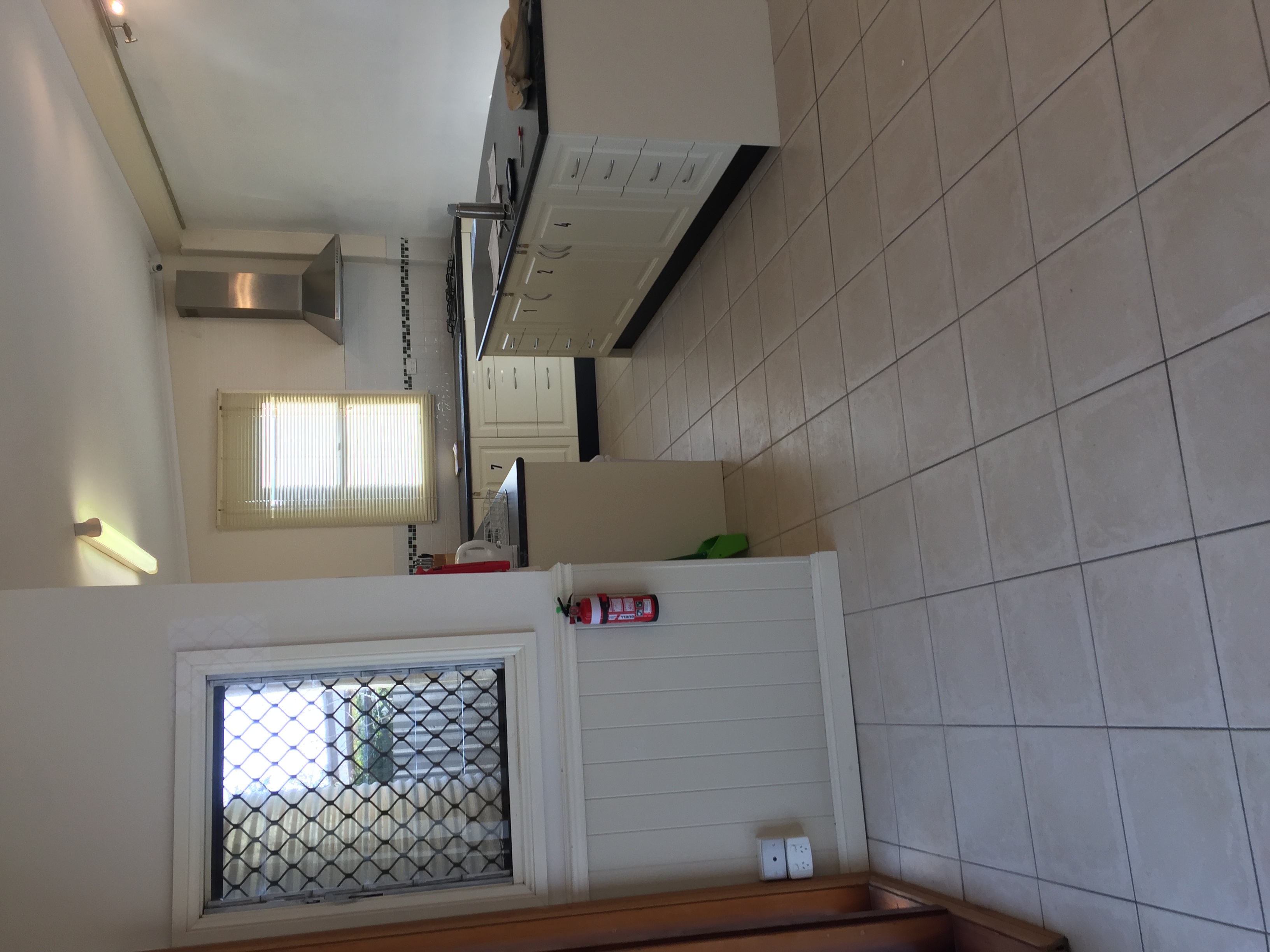 Murray Bridge share house Kitchen Bench and Stove shared space