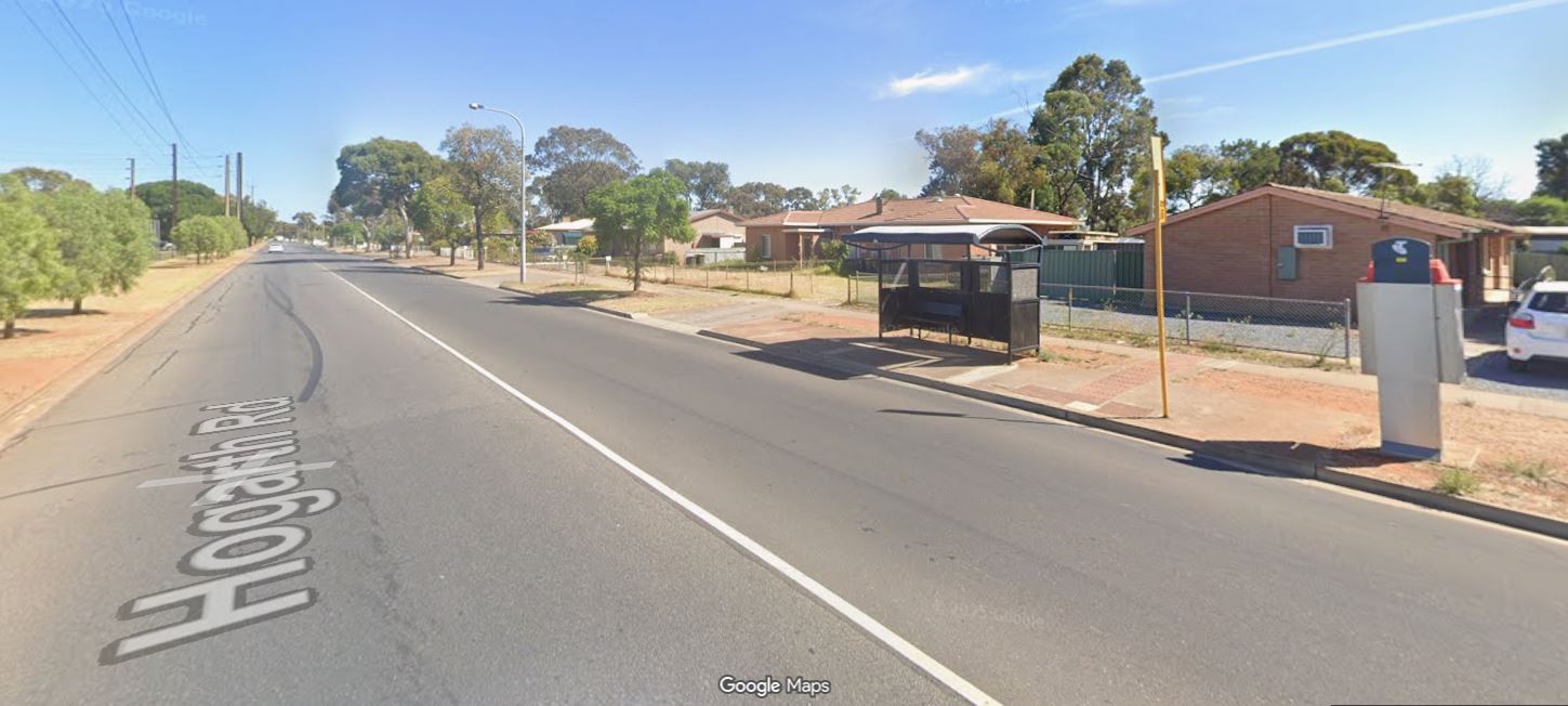 Bus Stop 56 Hogarth Rd - North side in Elizabeth Grove