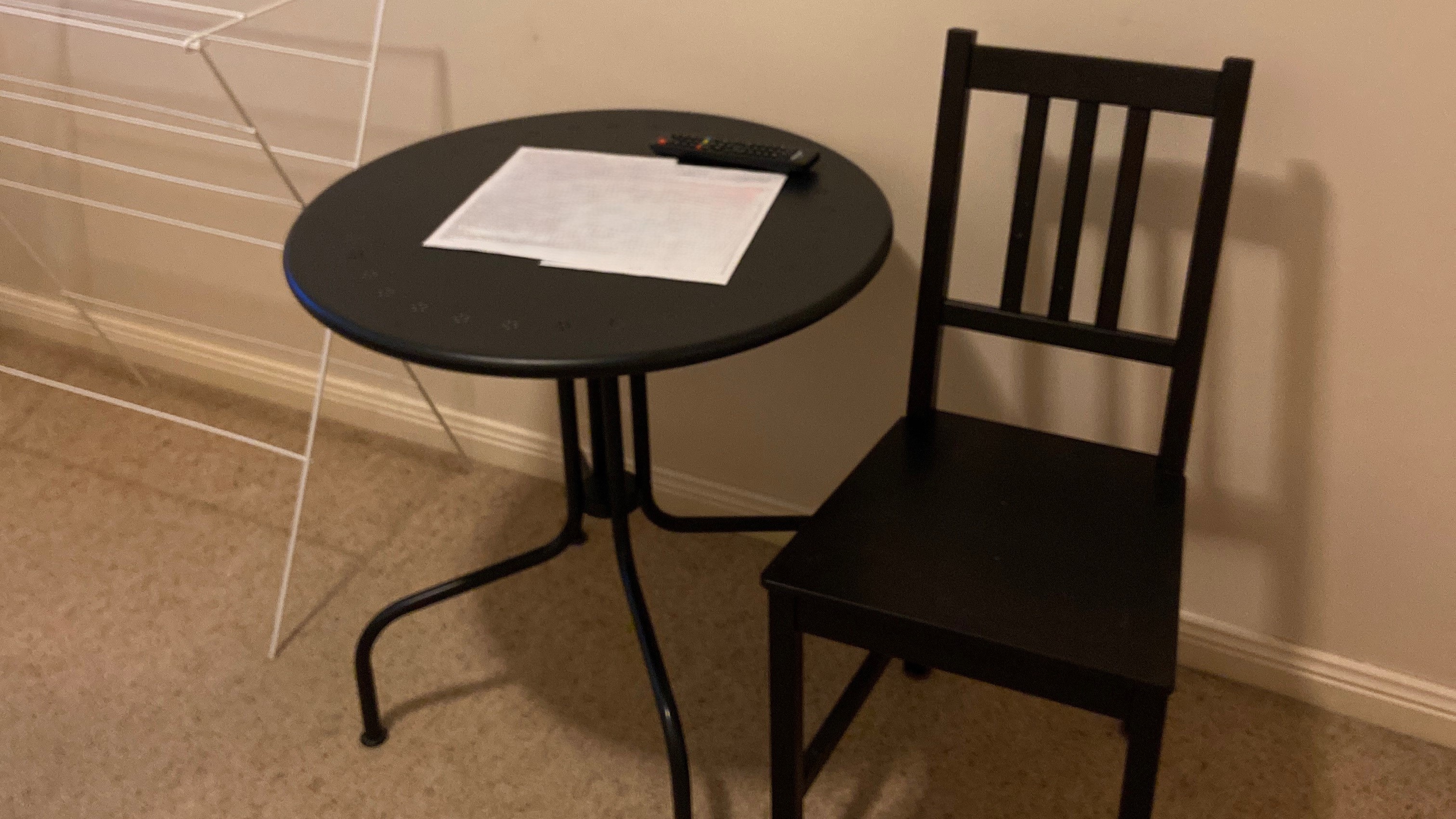 Murray Bridge share house Desk and Chair