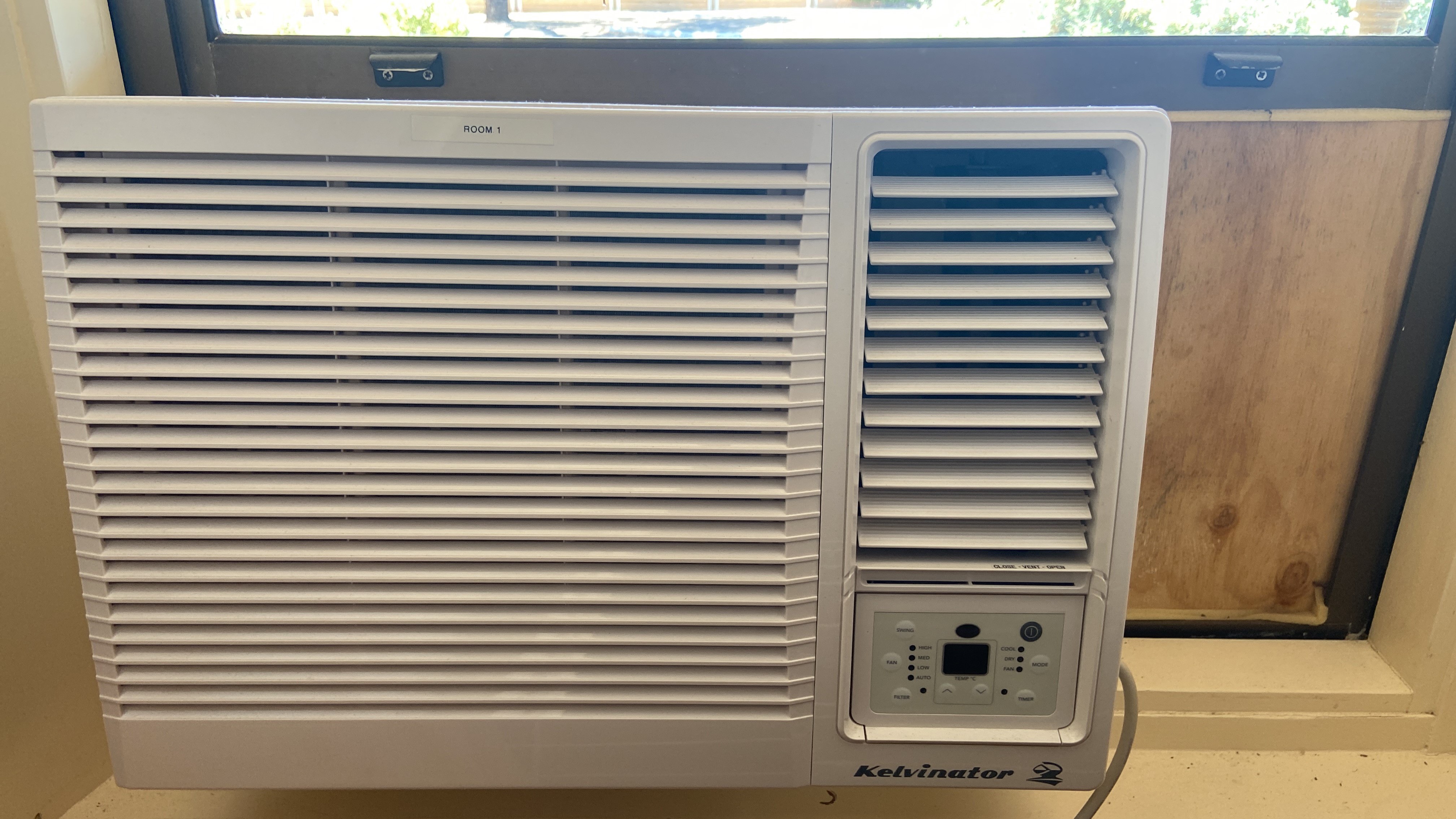 Murray Bridge share house Window Air Conditioner