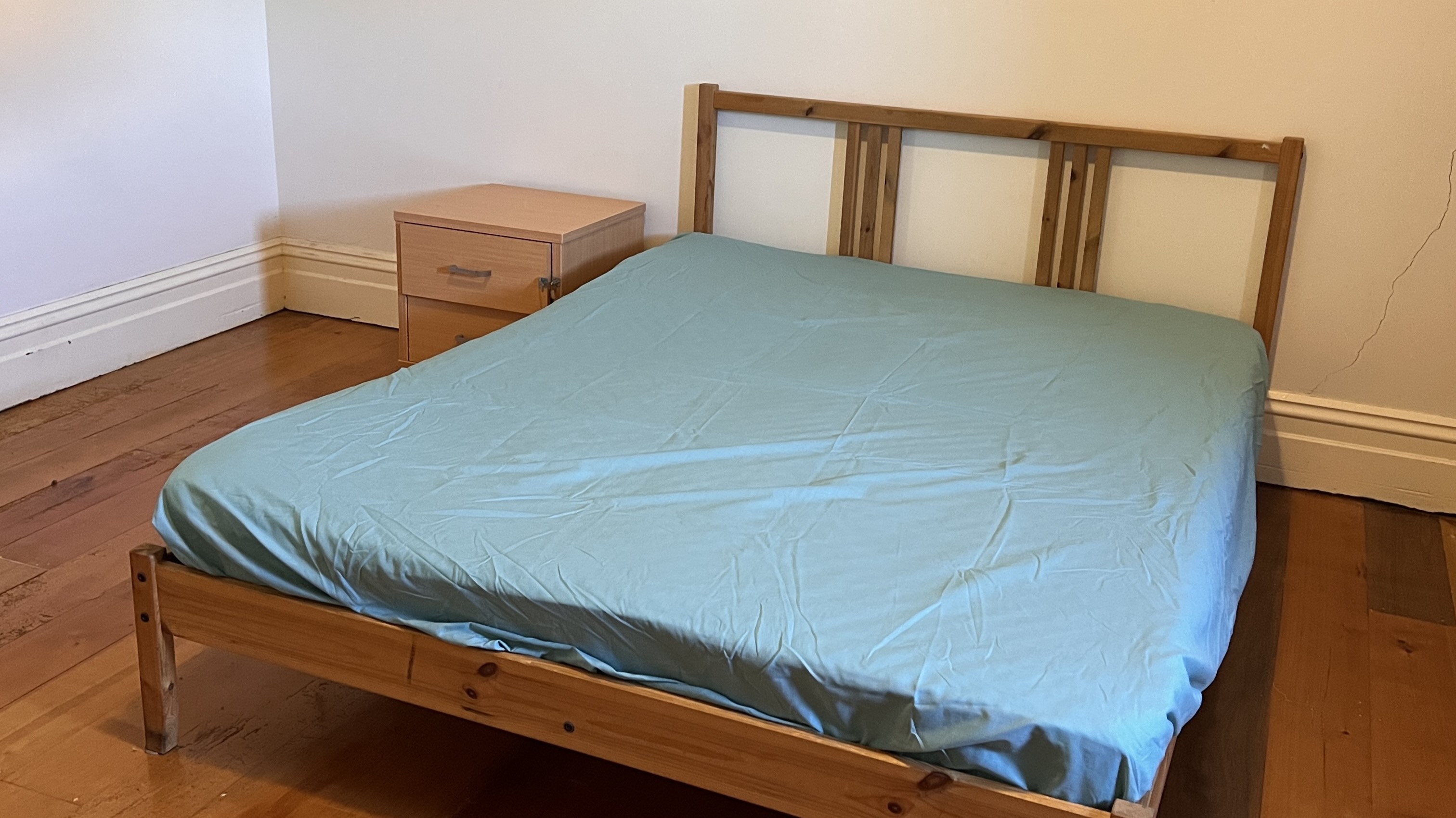 Murray Bridge share house Bedroom Layout Bed Bedside Table