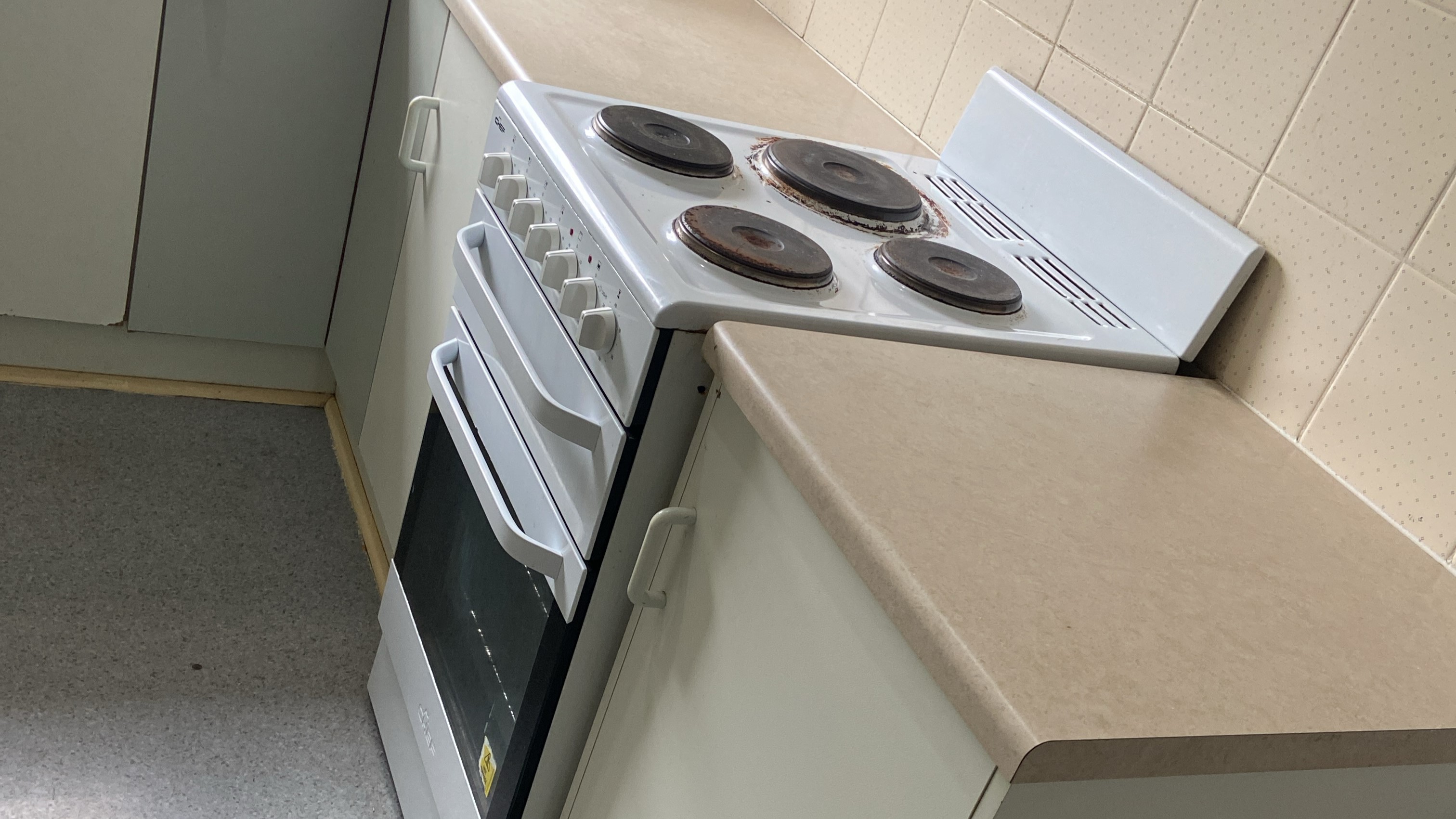 "Elizabeth Grove share house Kitchen Cooking Area (Stove   and Oven) shared space"