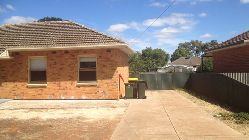 "Elizabeth Downs share house Driveway and Side Access shared space"