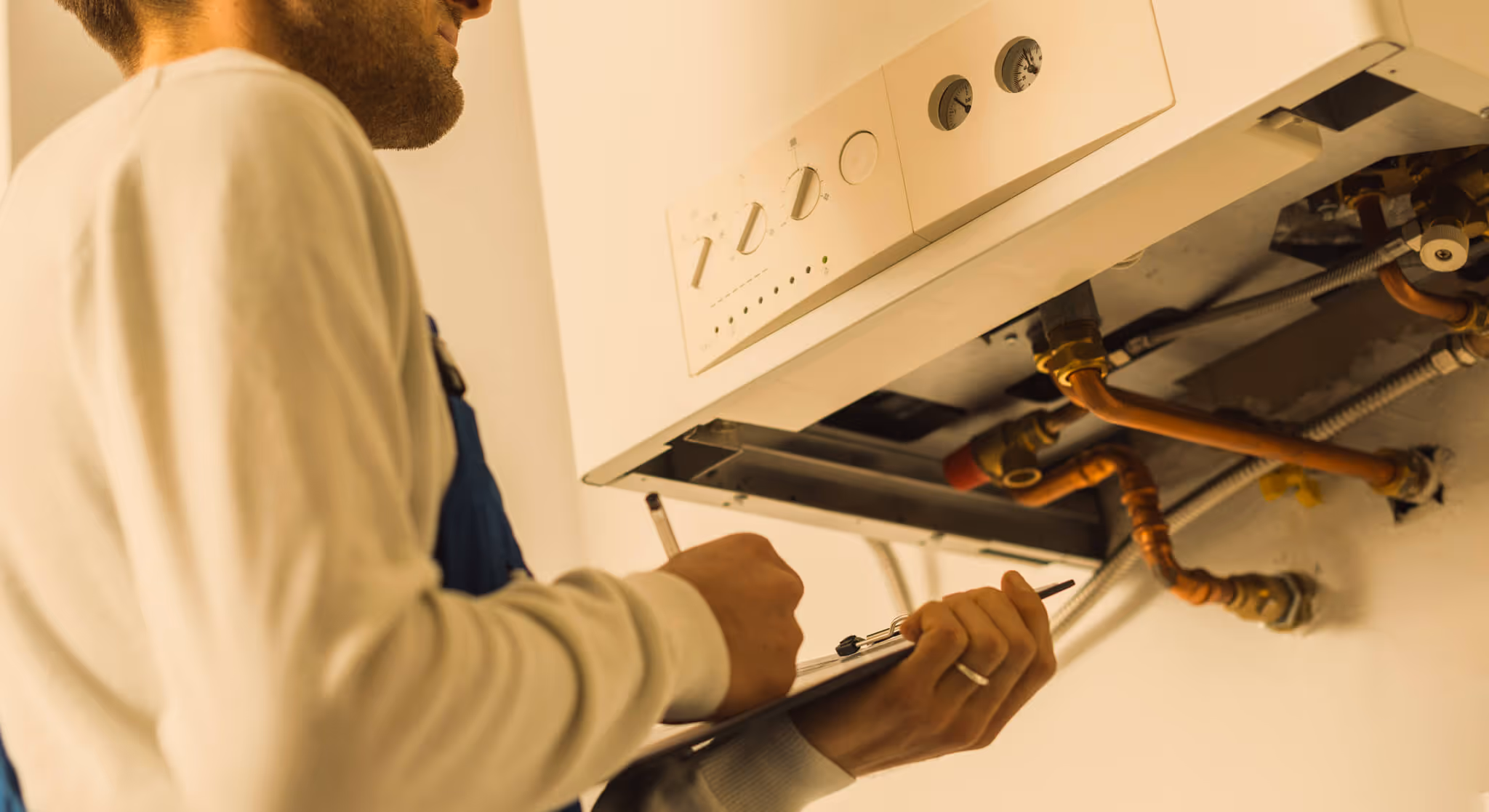 Installateur vor Gastherme