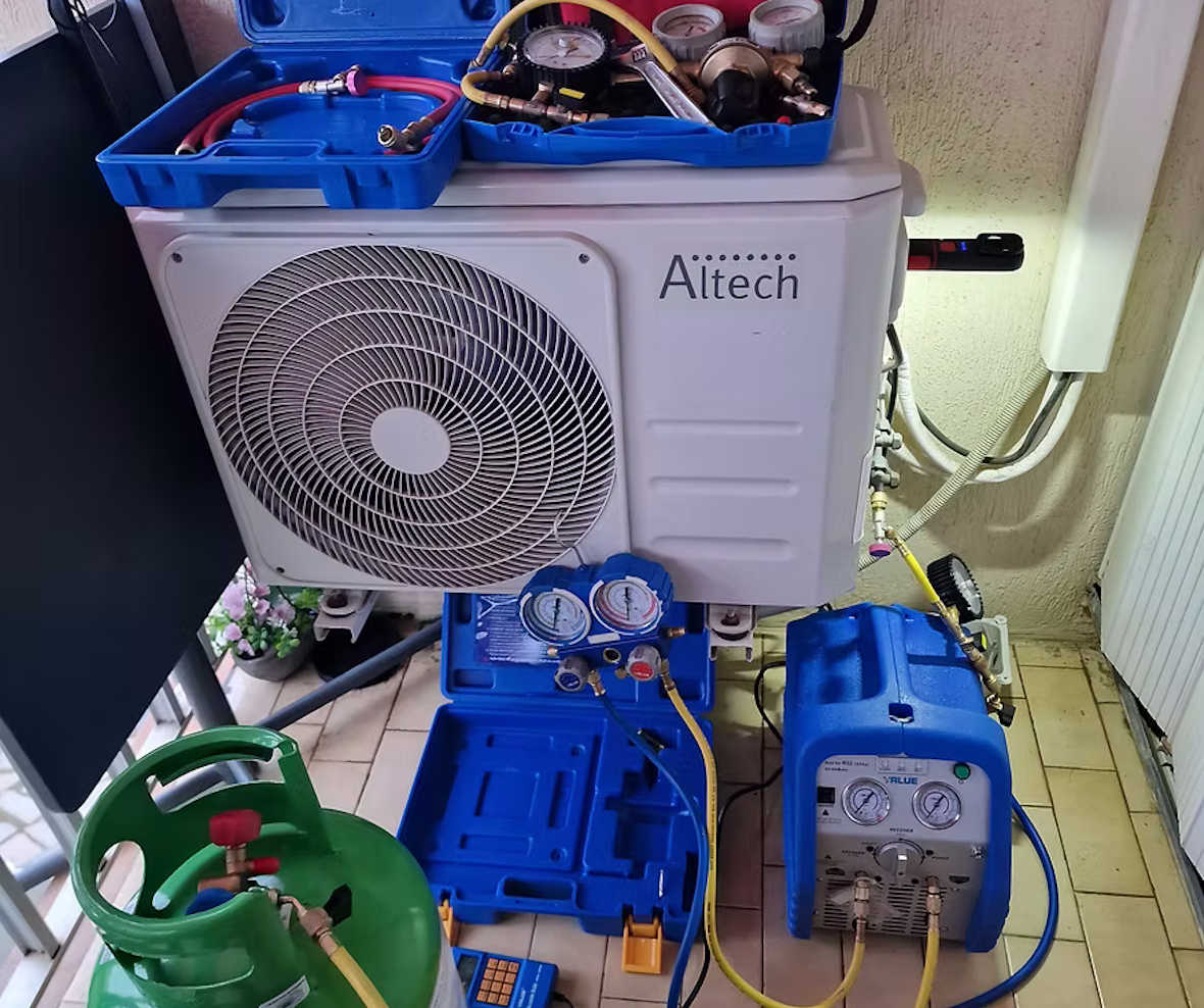 Chantier climatisation entretien compresseur
