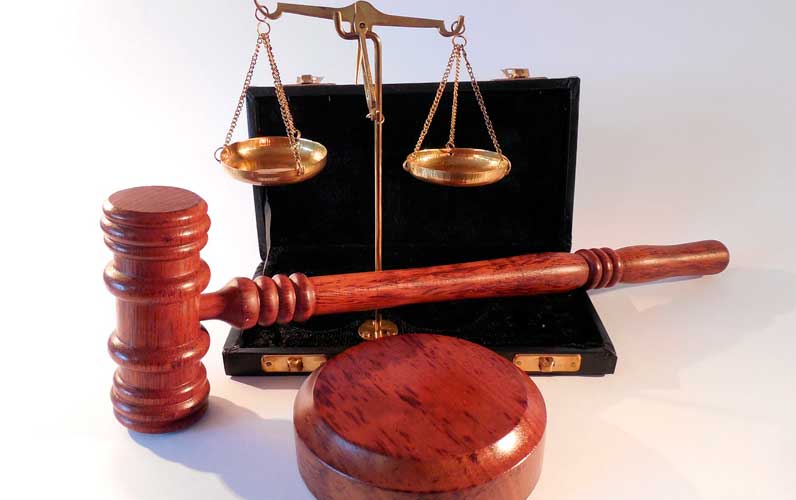 La Ley 15/2015 moderniza la jurisdicción voluntaria, agiliza trámites y da funciones a notarios, registradores y letrados judiciales, aliviando a los juzgados.