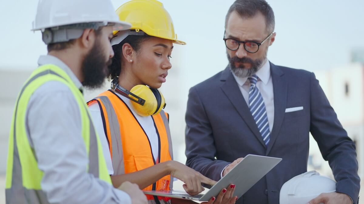 ESG framework: engineer explaining something to a client