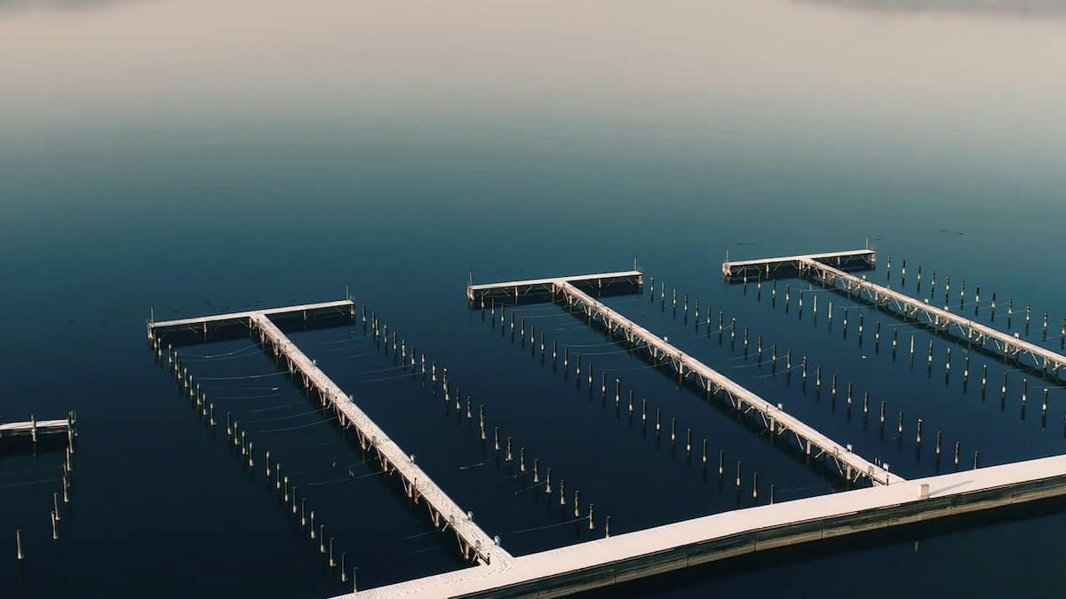 Portrait of an empty port