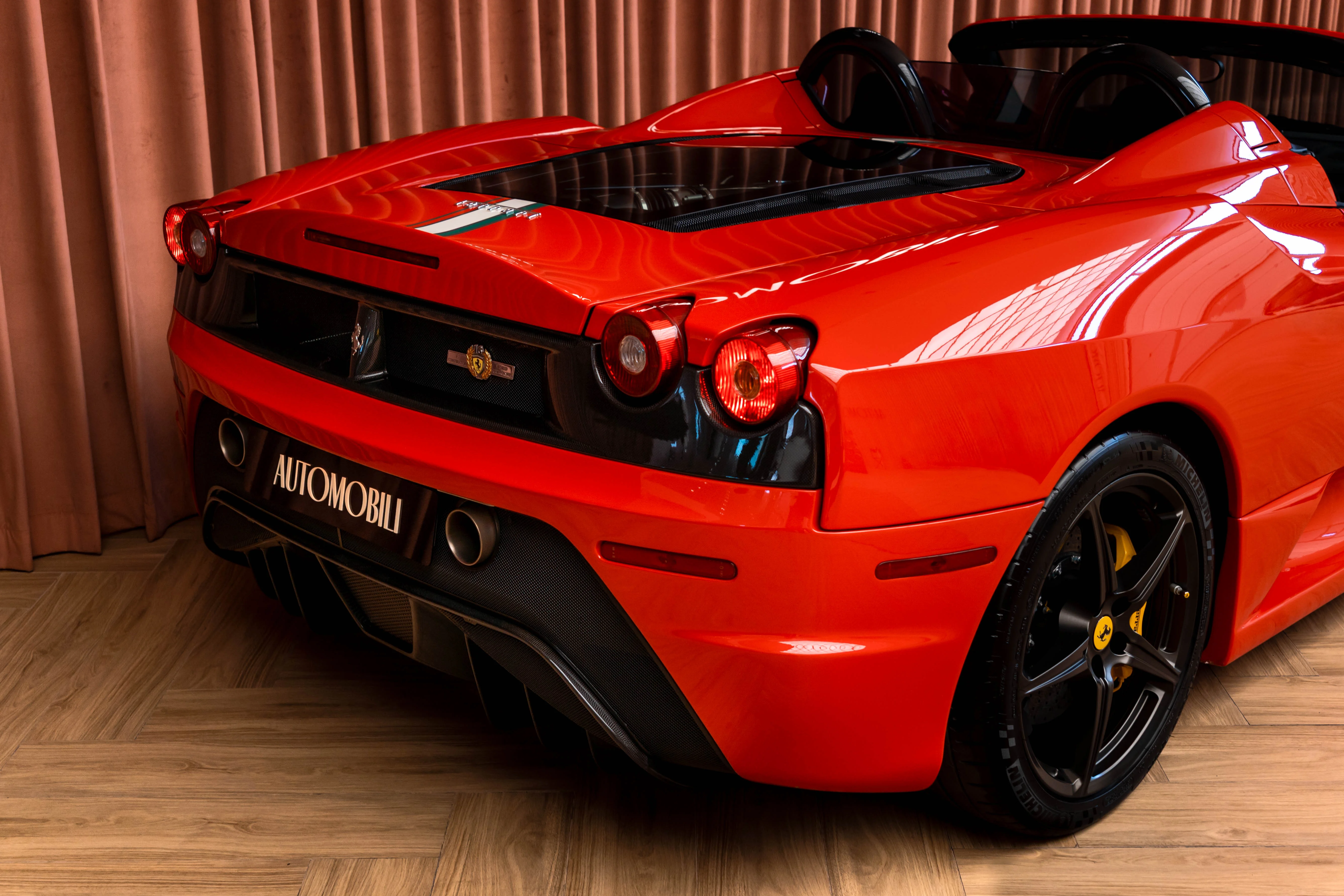 FERRARI F430 SCUDERIA 16M