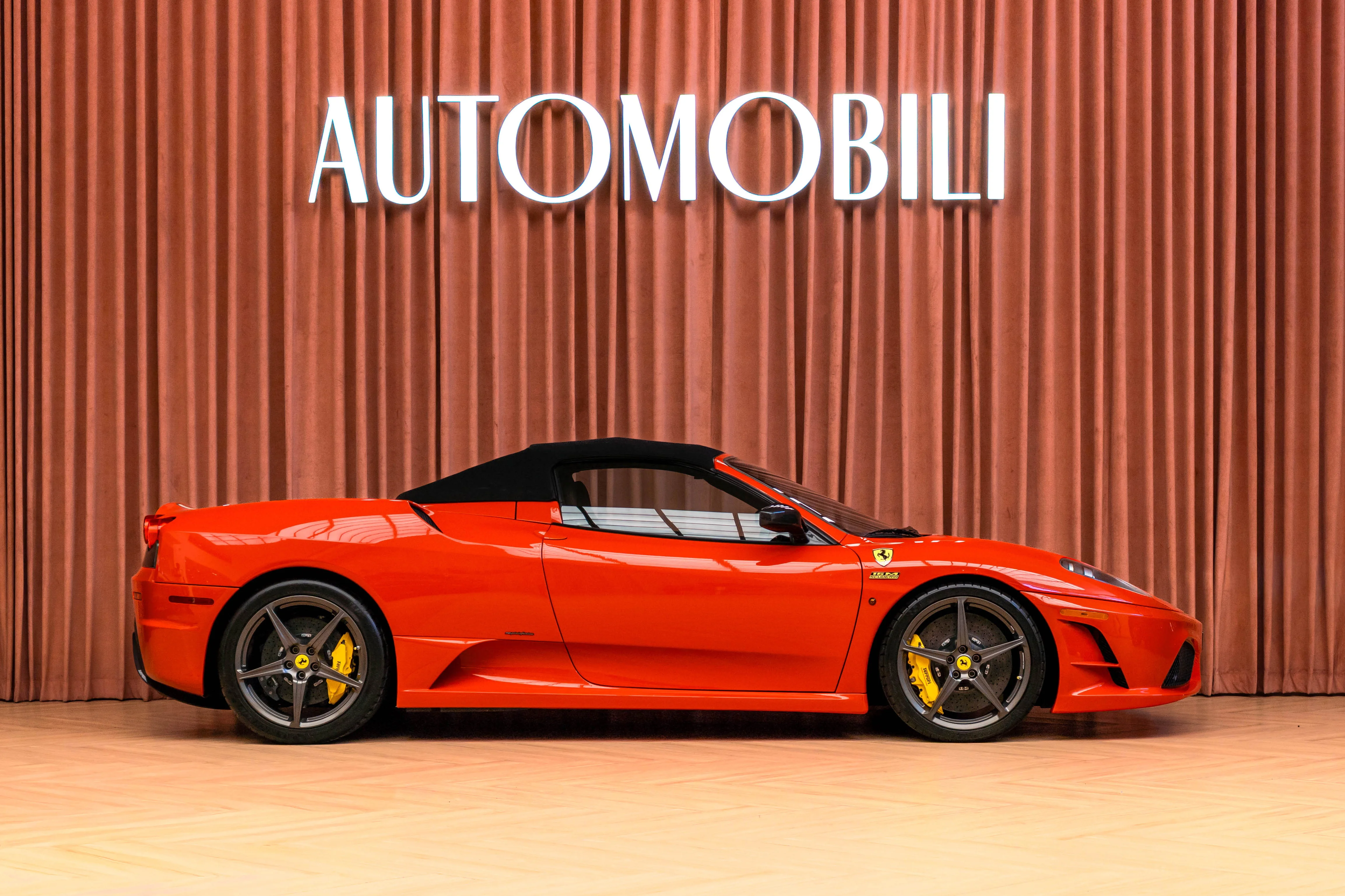 FERRARI F430 SCUDERIA 16M