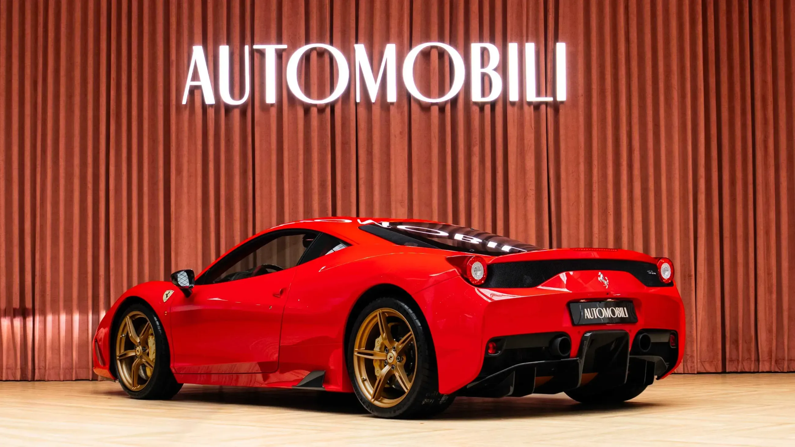 FERRARI 458 SPECIALE