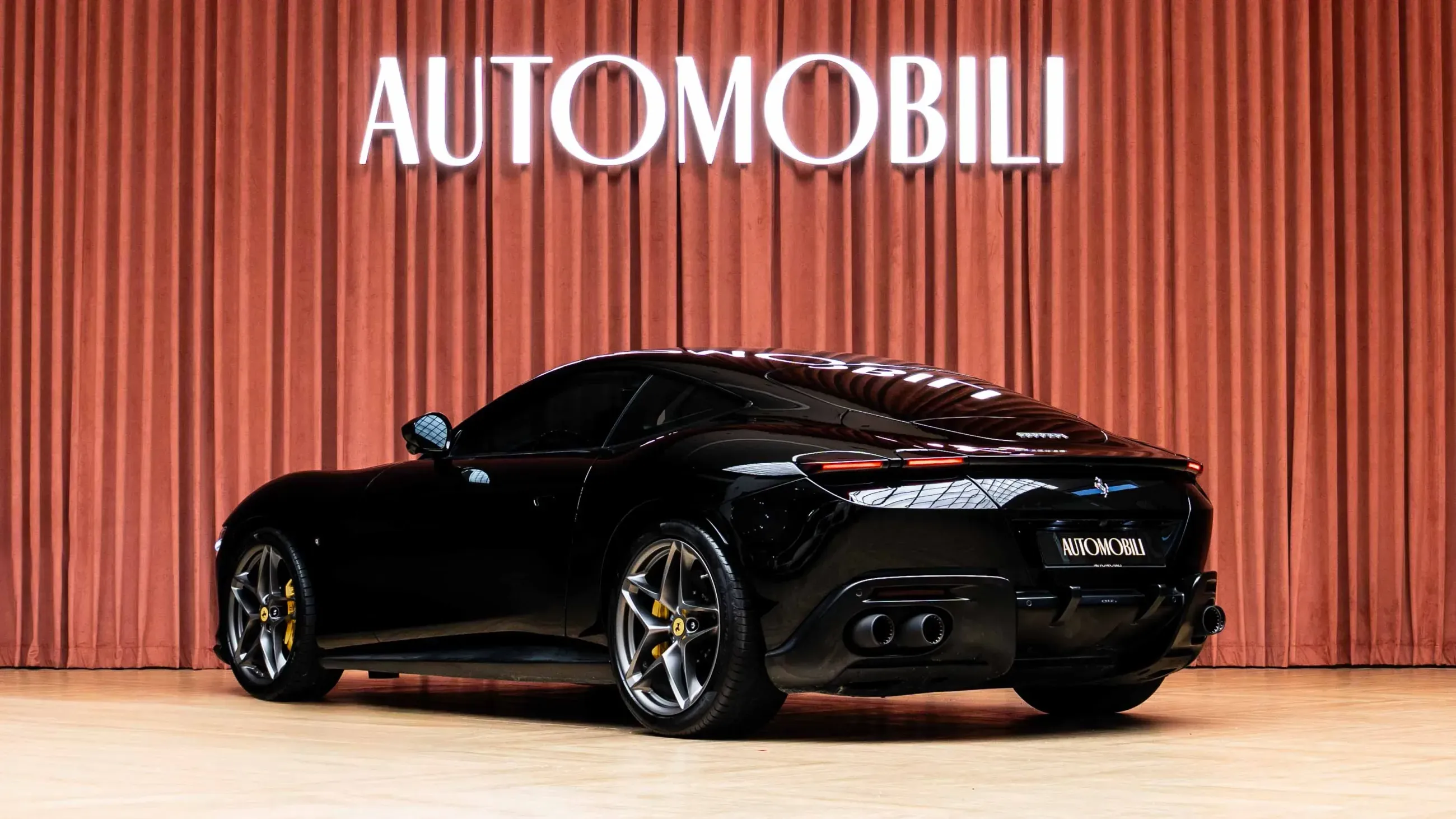 FERRARI ROMA