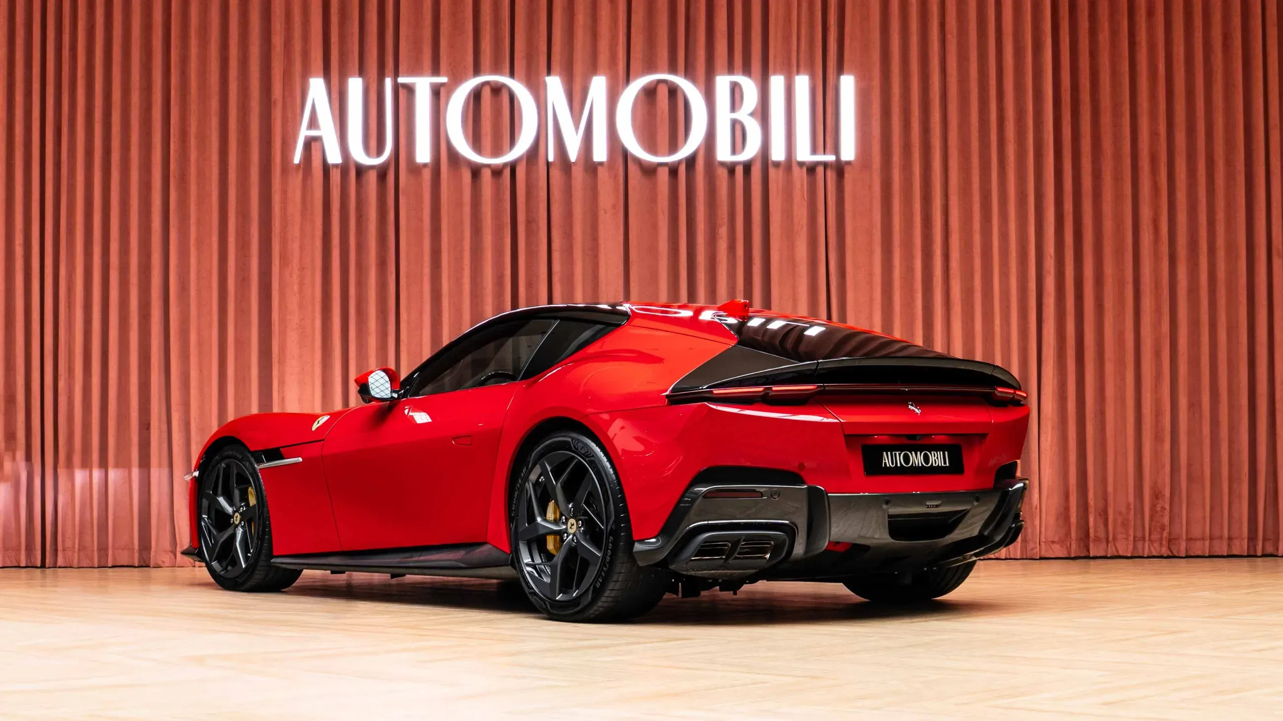FERRARI 12 CILINDRI