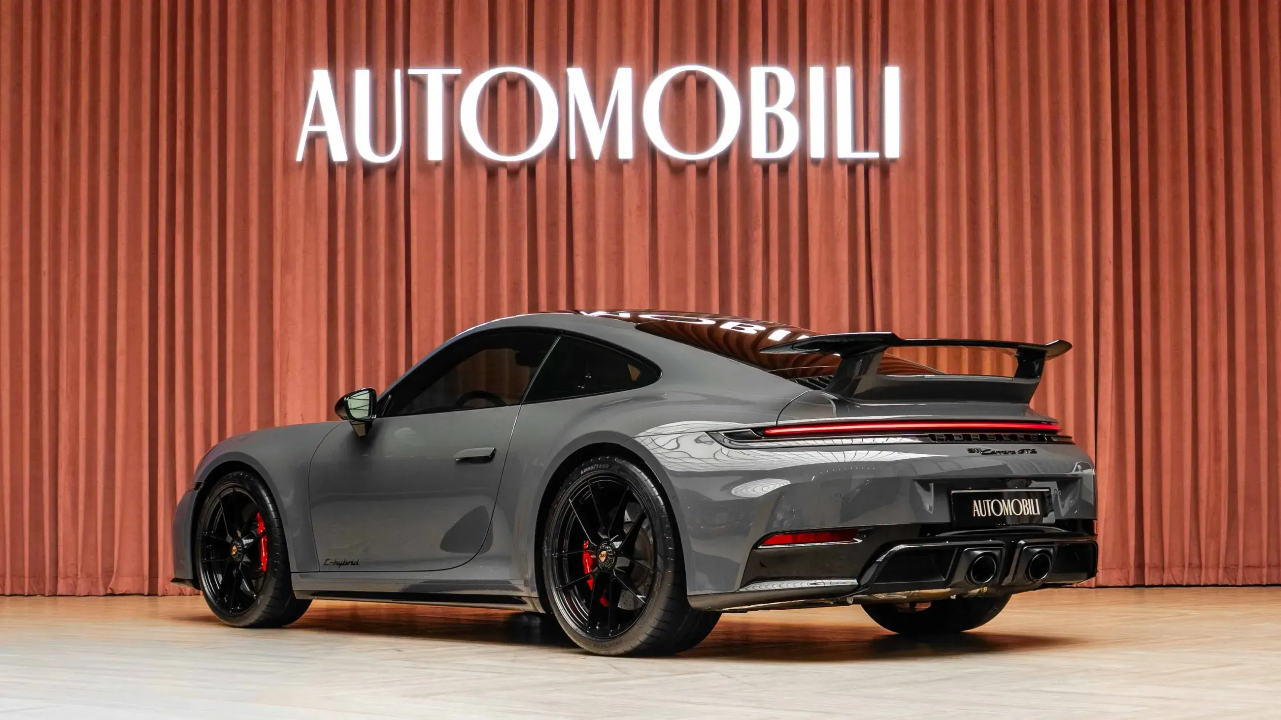 PORSCHE 992.2 CARRERA GTS