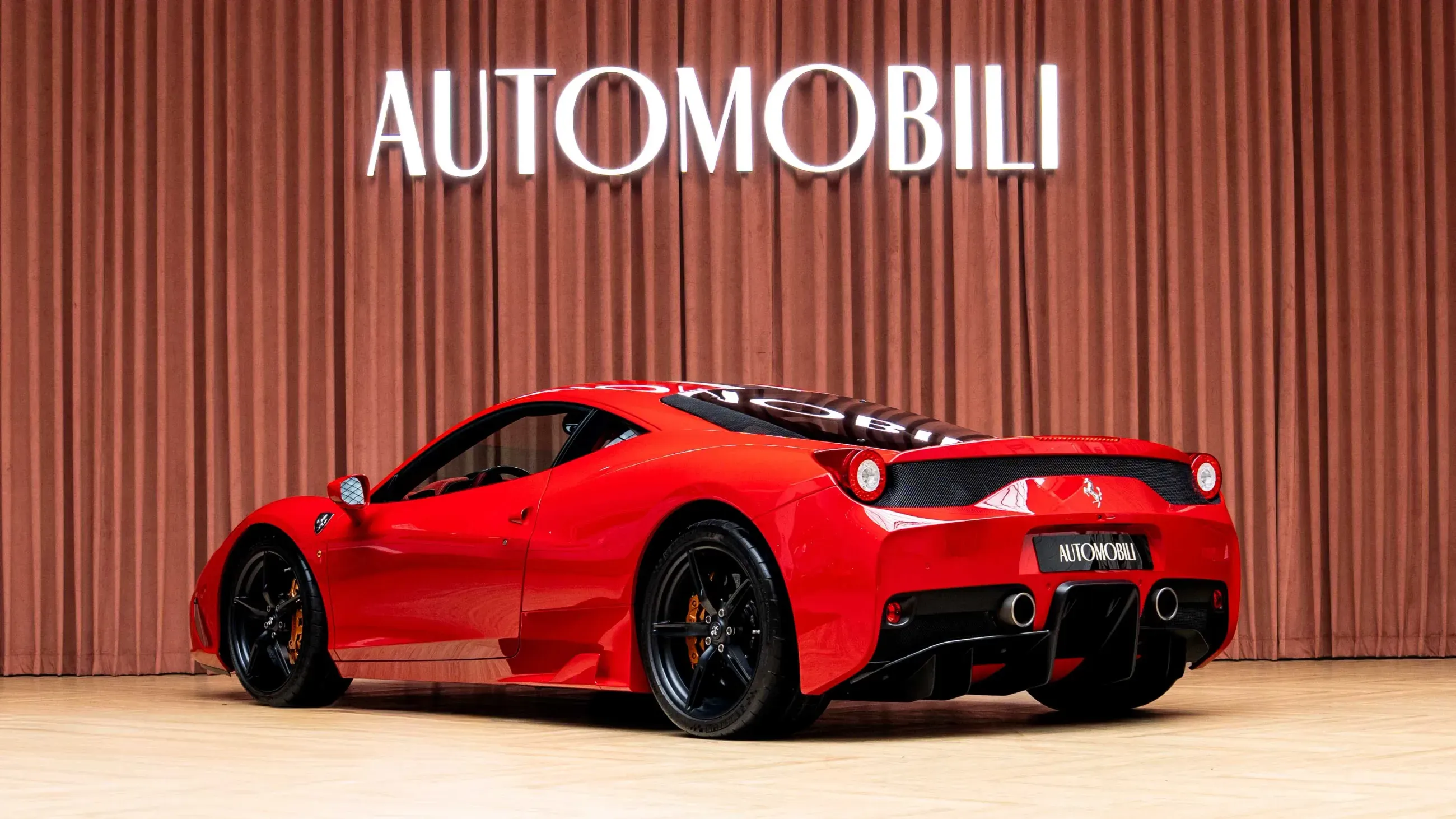 FERRARI 458 SPECIALE