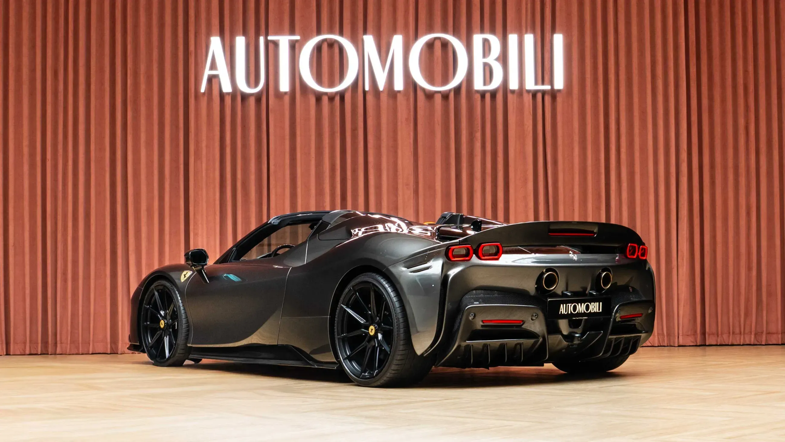 FERRARI SF90 SPIDER