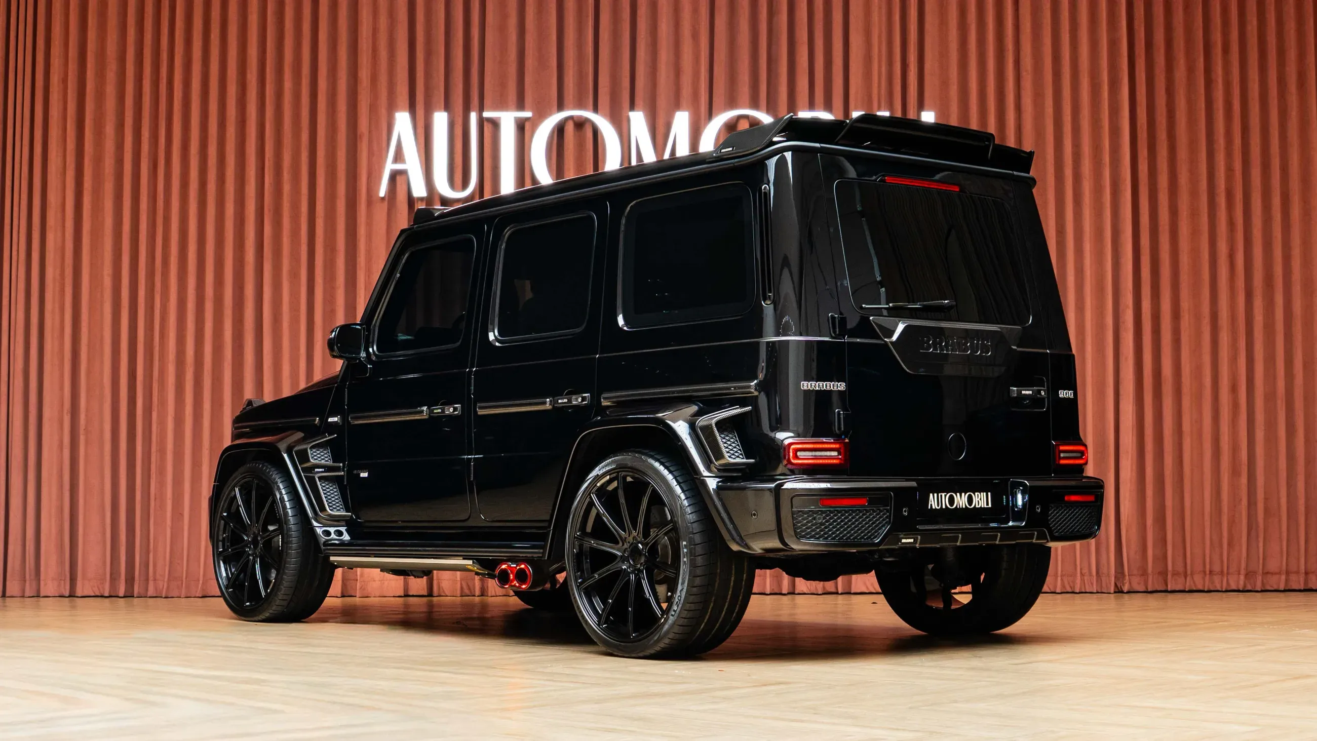 MERCEDES-BENZ G 900 BRABUS SUPERBLACK