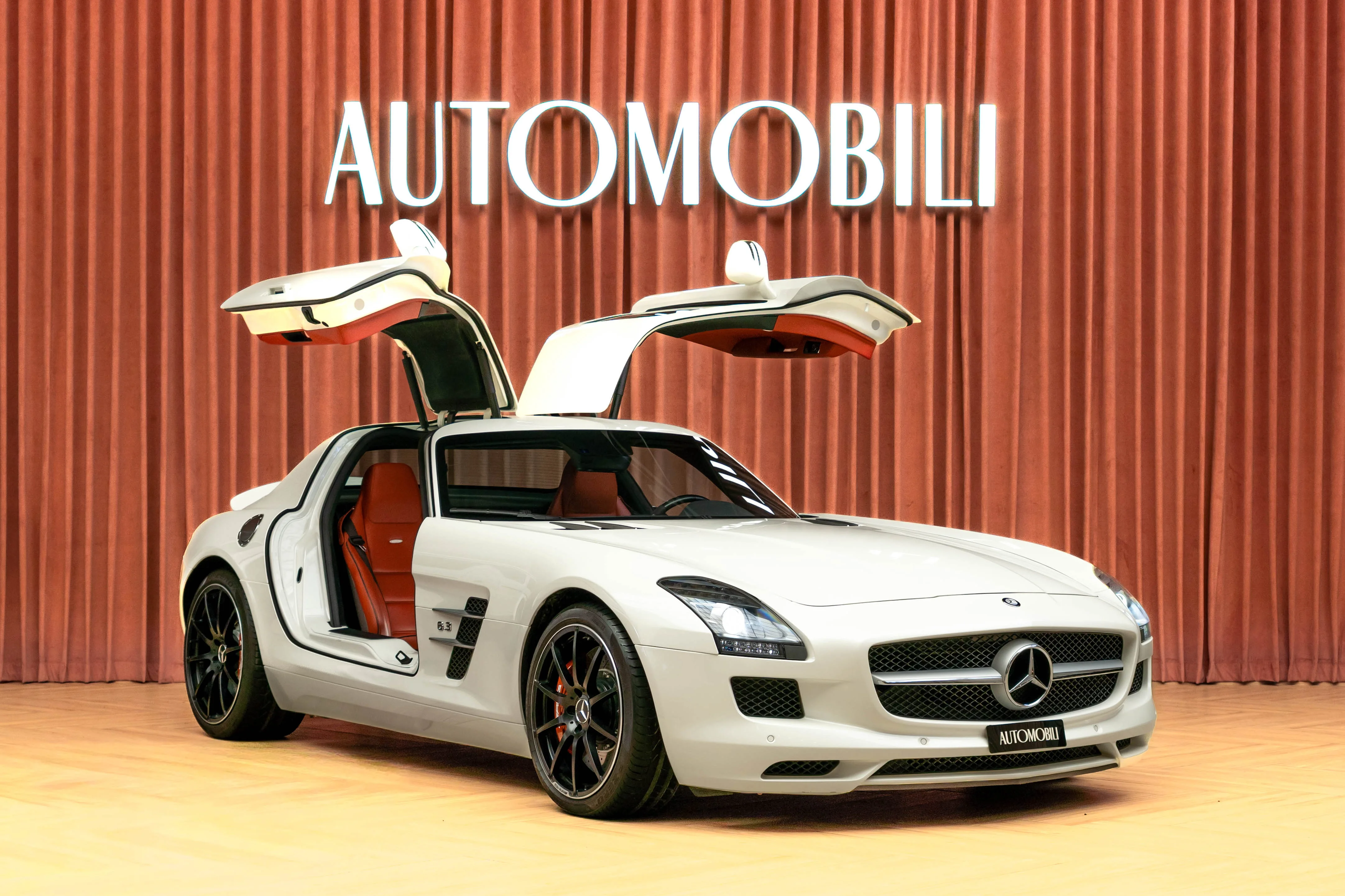 MERCEDES-BENZ SLS AMG
