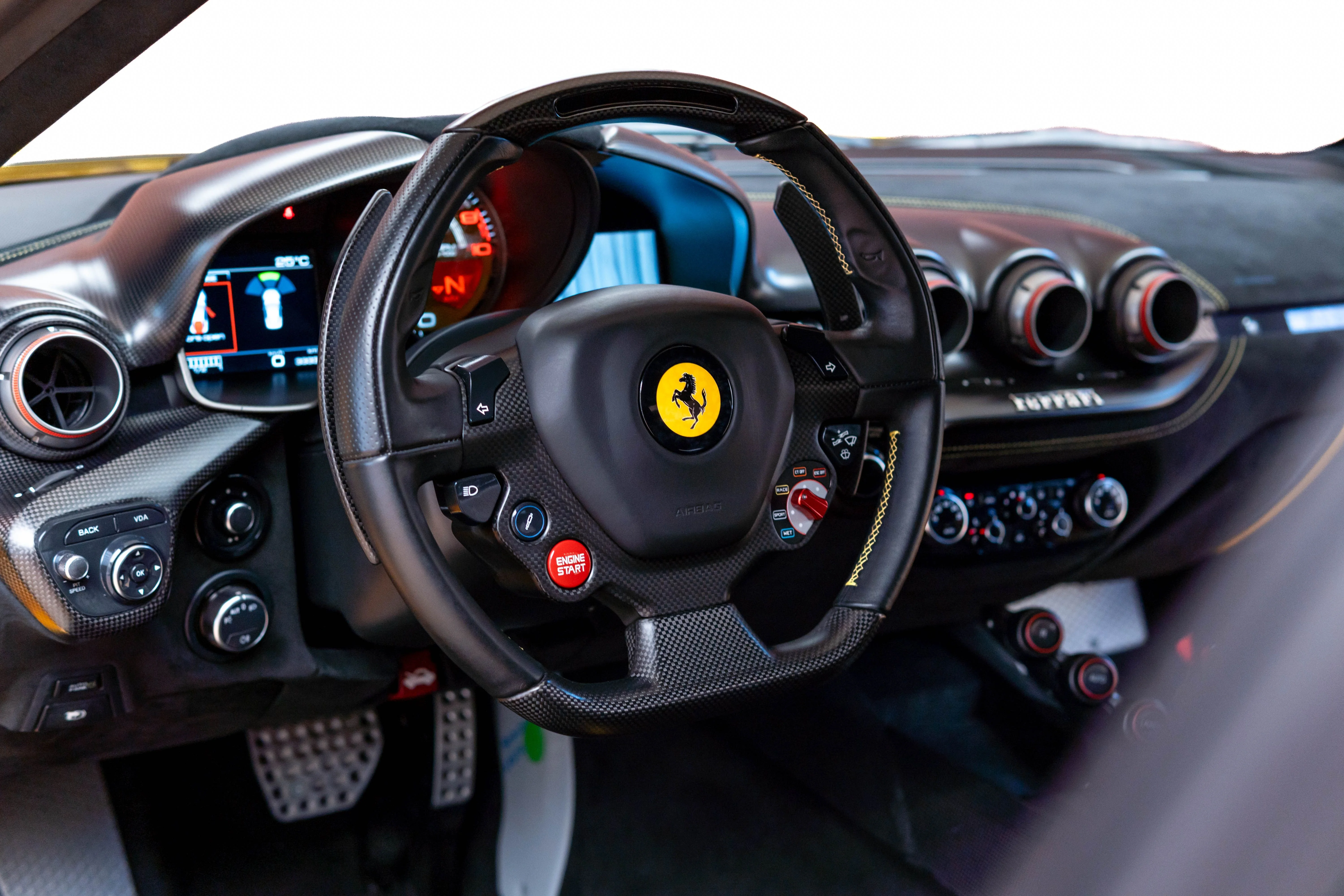 FERRARI F12 TDF