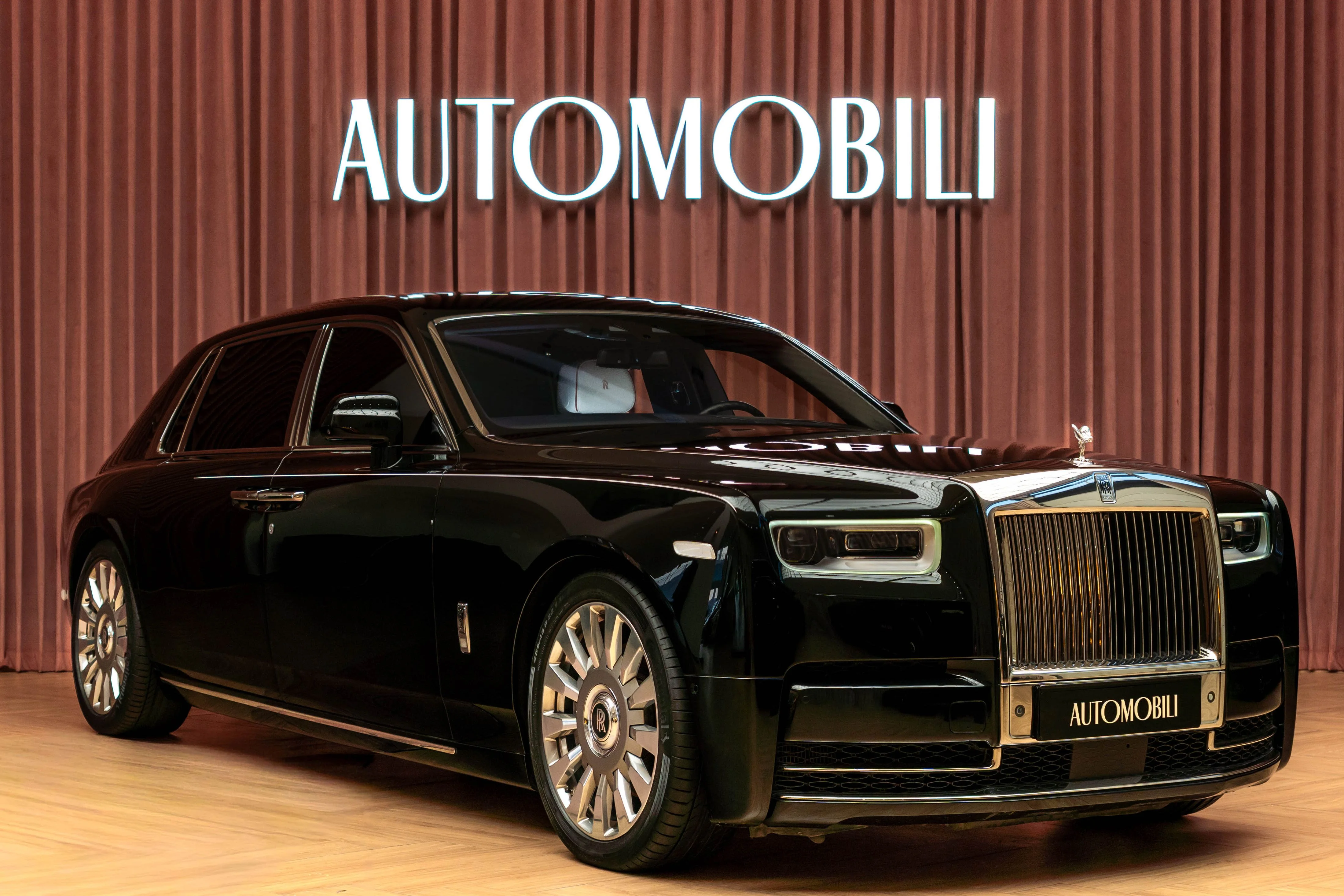 ROLLS-ROYCE PHANTOM SERIES II