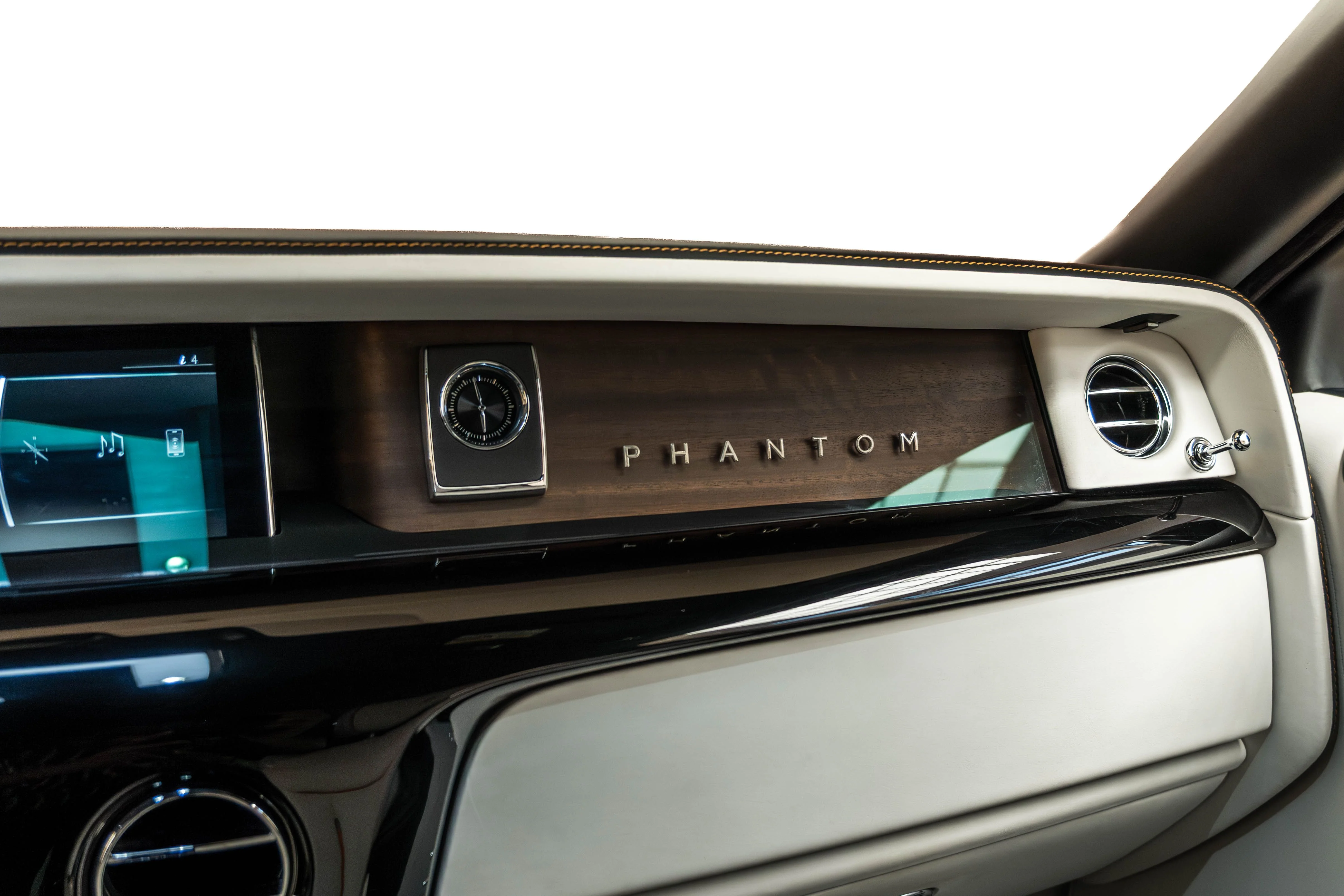 ROLLS-ROYCE PHANTOM SERIES II