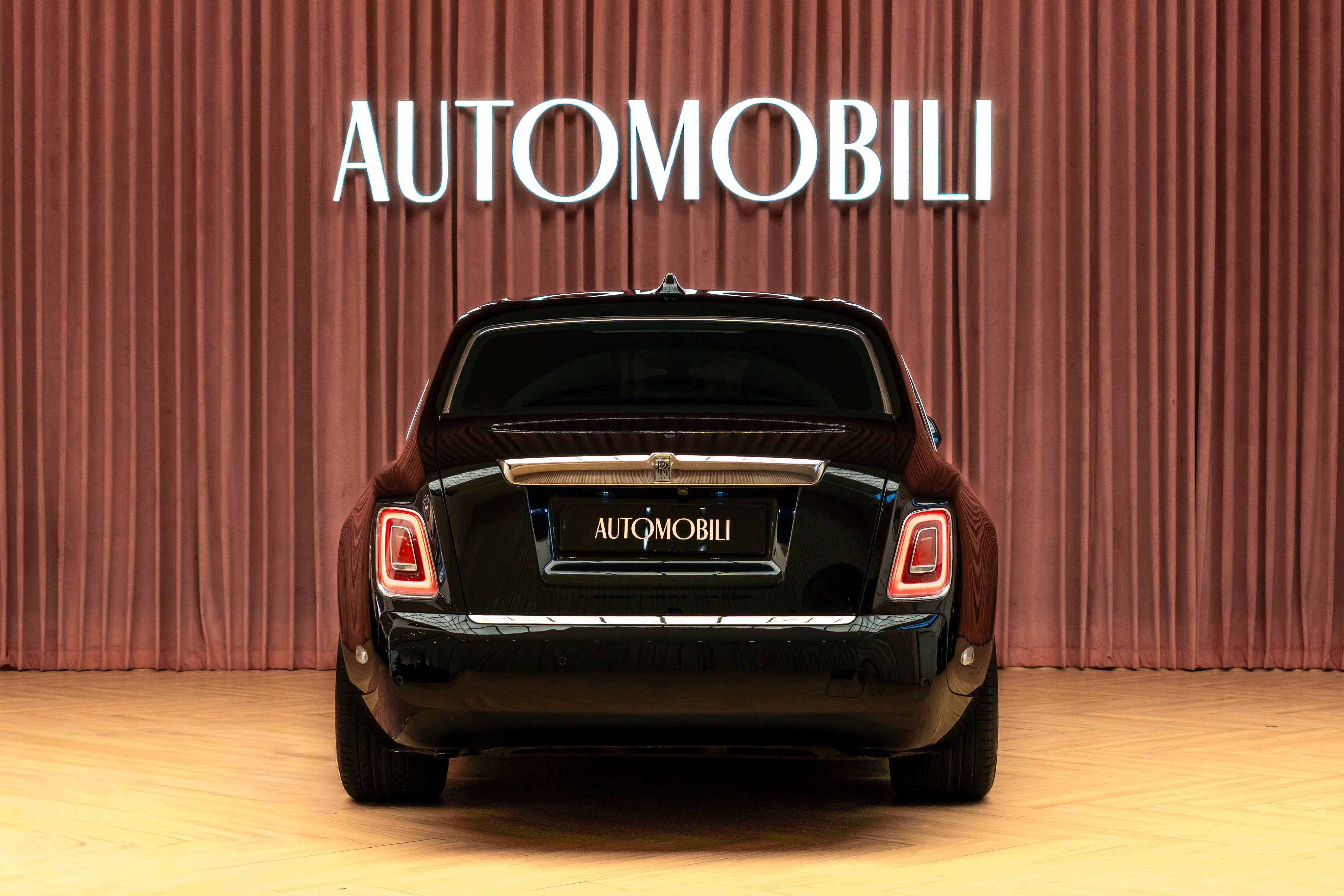 ROLLS-ROYCE PHANTOM SERIES II