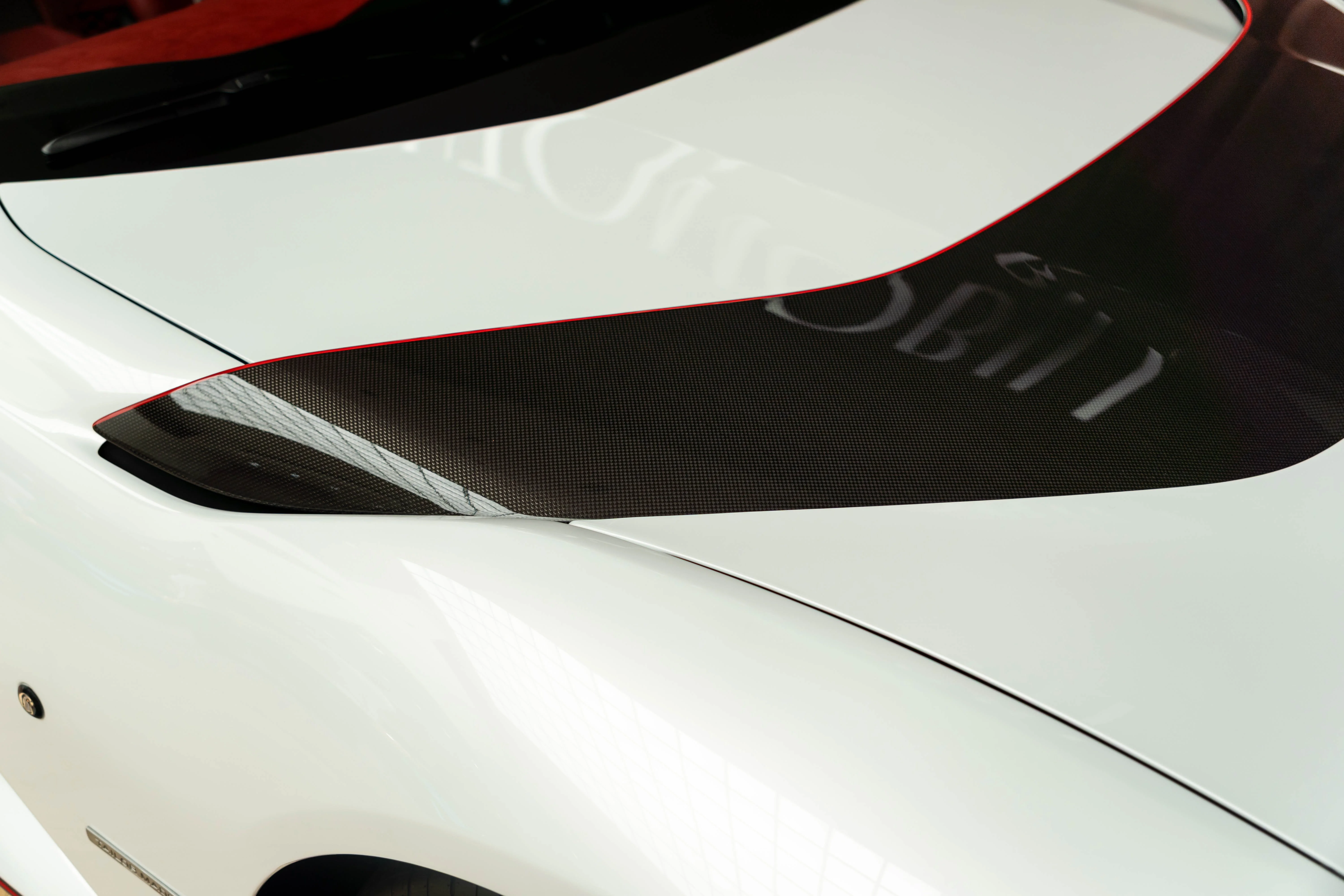 FERRARI 812 COMPETIZIONE APERTA