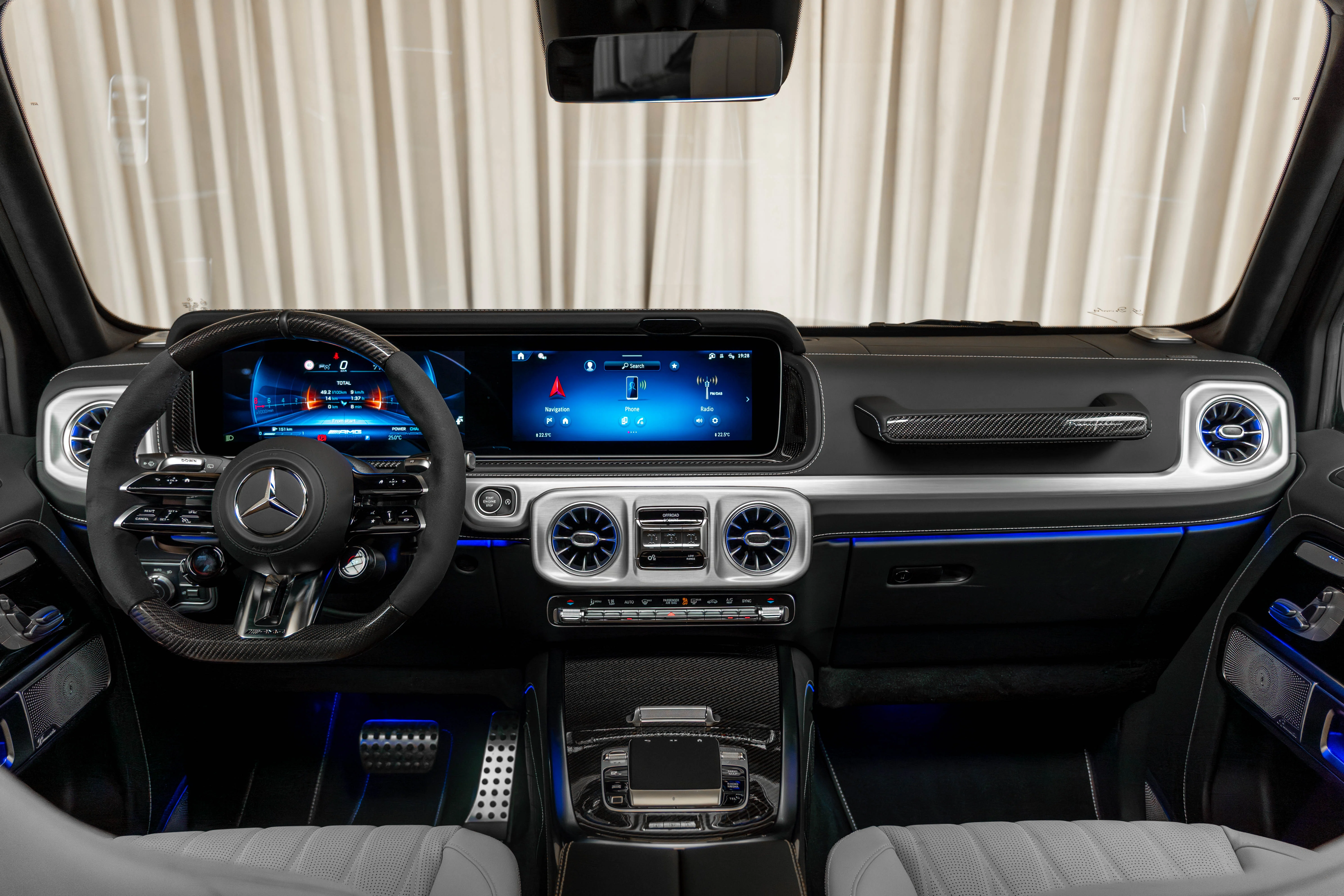 MERCEDES-BENZ G-CLASS 63 AMG