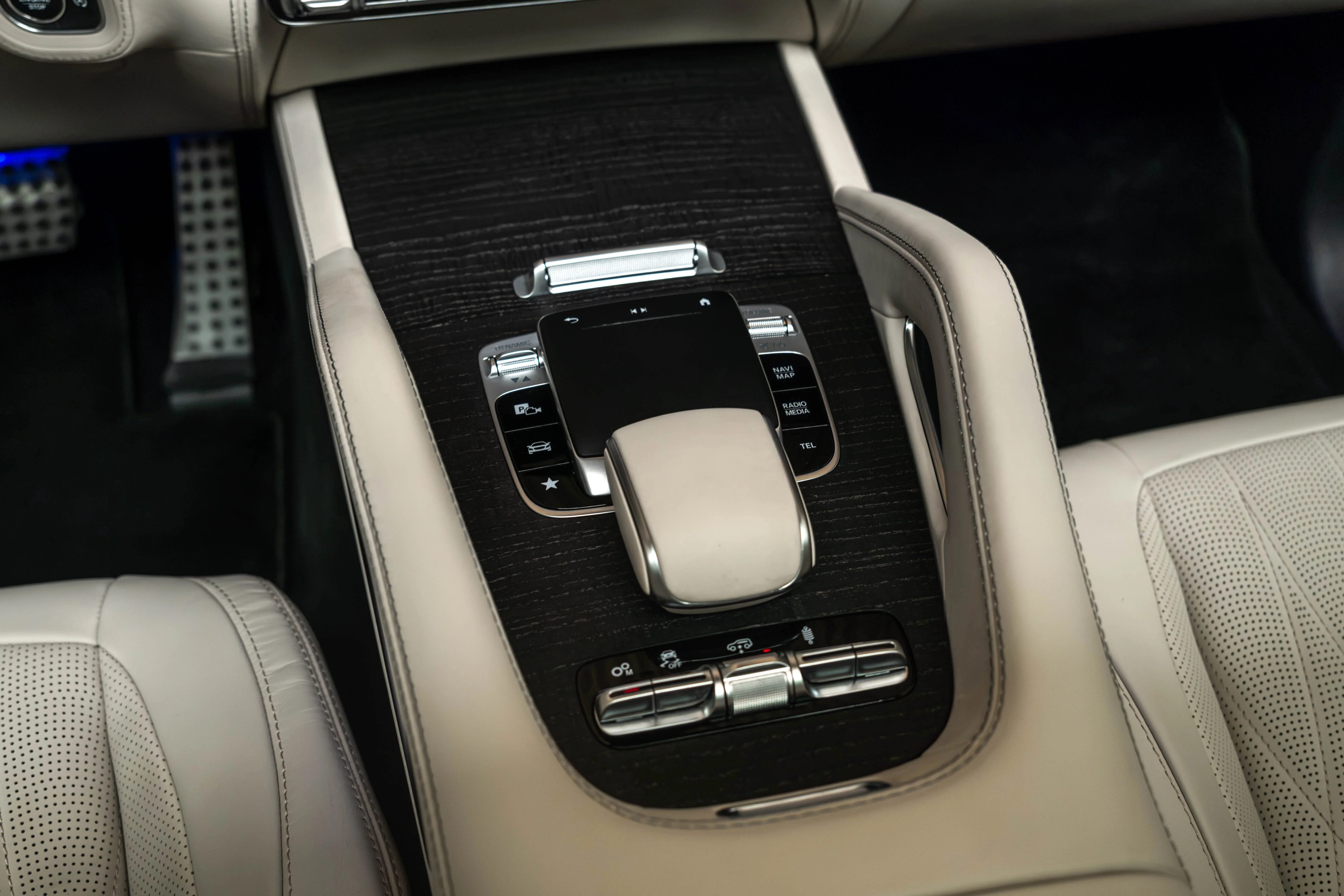 MERCEDES-BENZ GLS 63 AMG