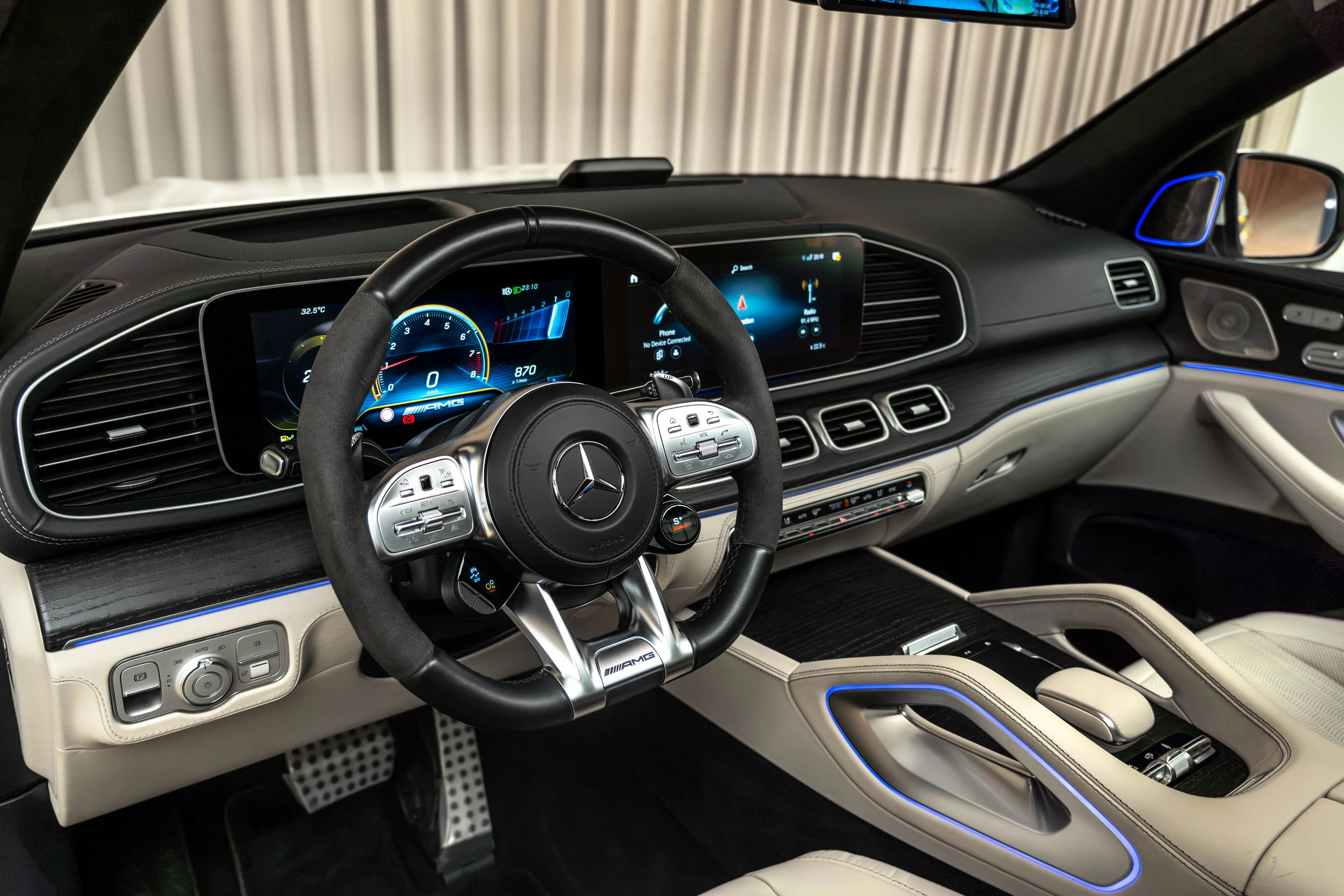 MERCEDES-BENZ GLS 63 AMG