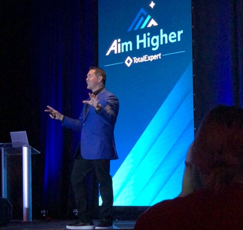 Joe Welu speaking on the Accelerate stage.