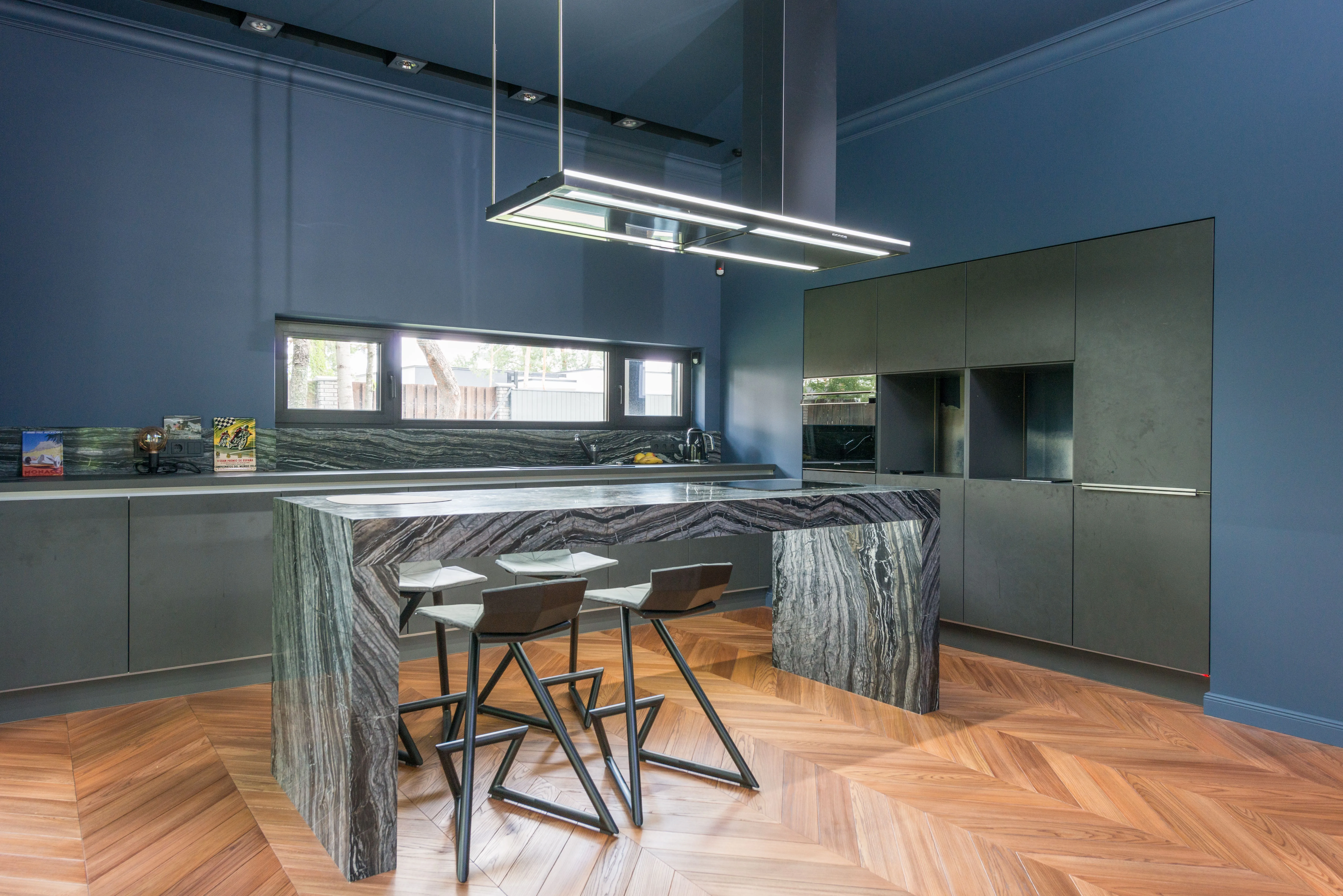 kitchen-island-wrapping-arabian-ranches-dubai
