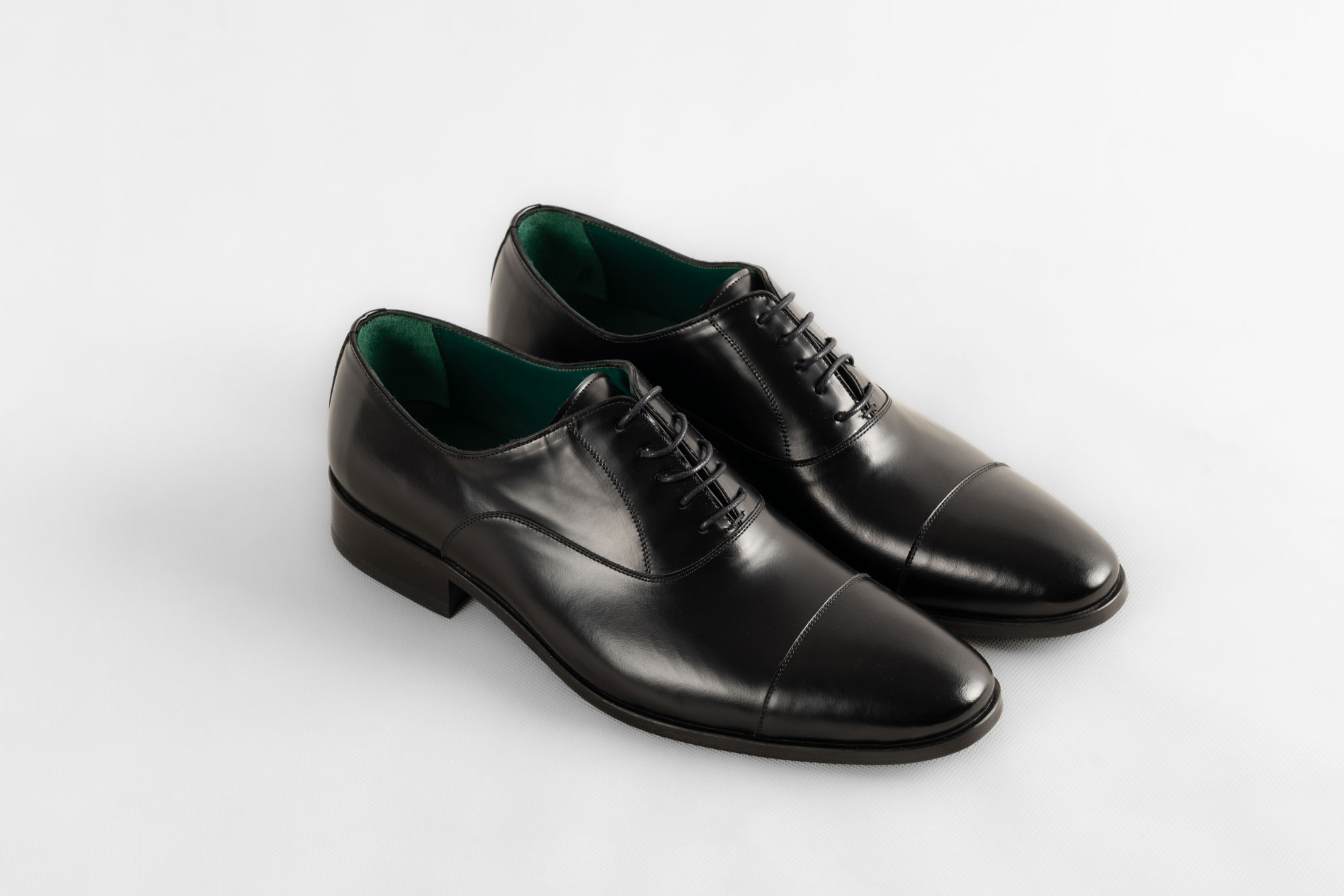 Black Oxford Leather