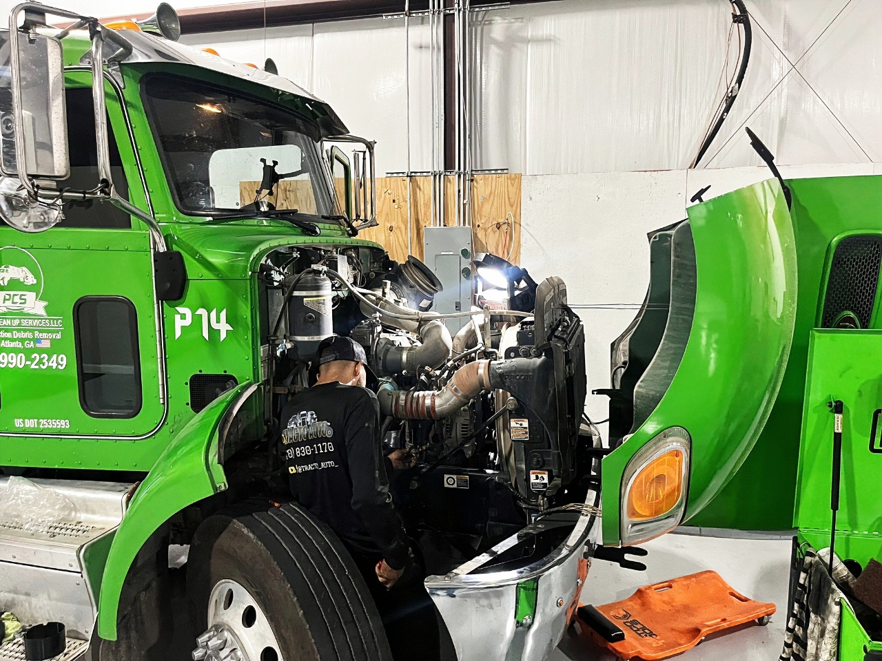 Servicio de camiones pesados TractoAuto LLC