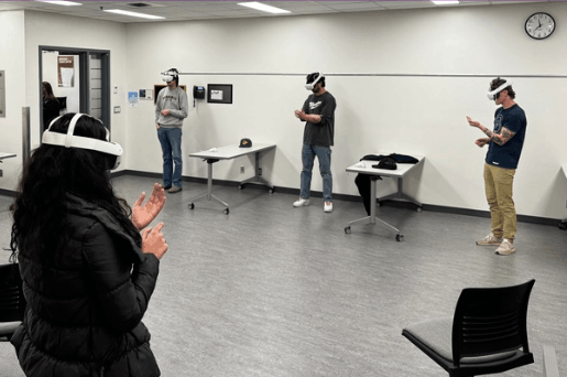 a know immersive tech employee providing online support to a client in lethbridge