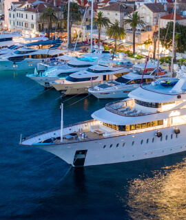 Yacht/Boat Rental