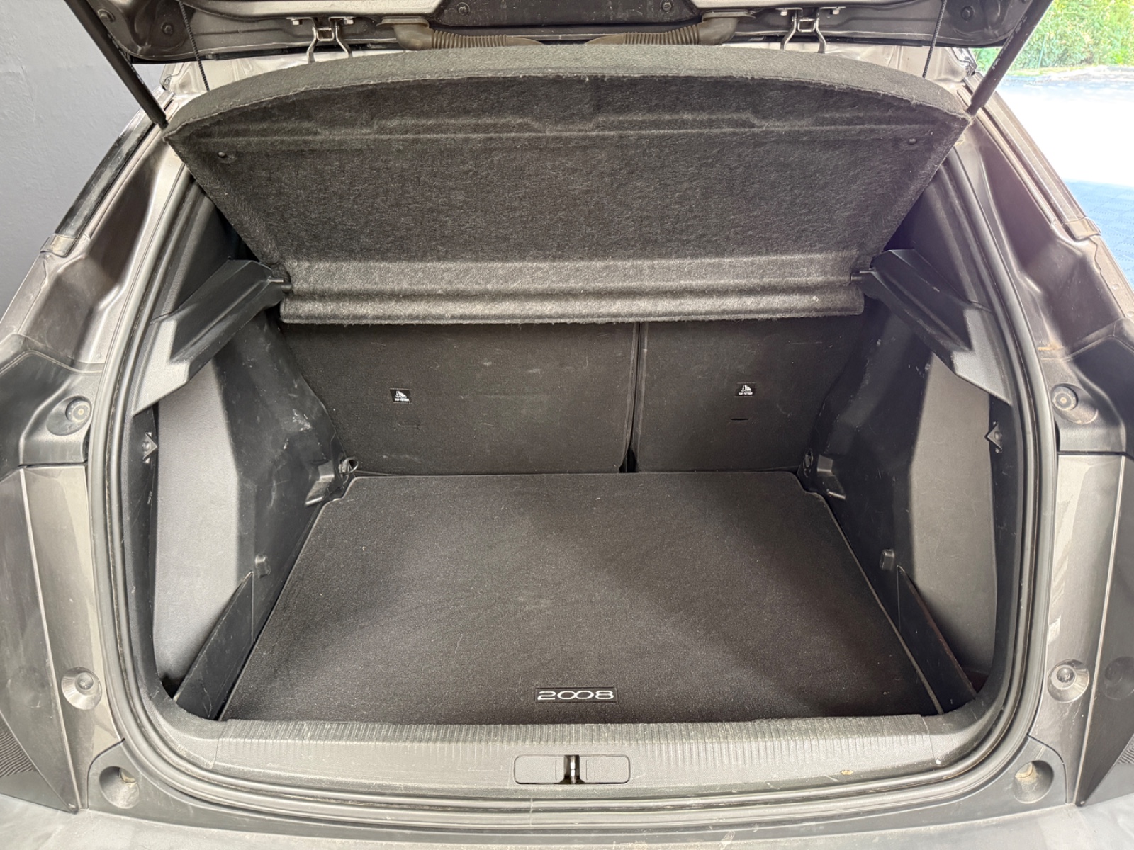 Photo véhicule PEUGEOT 2008