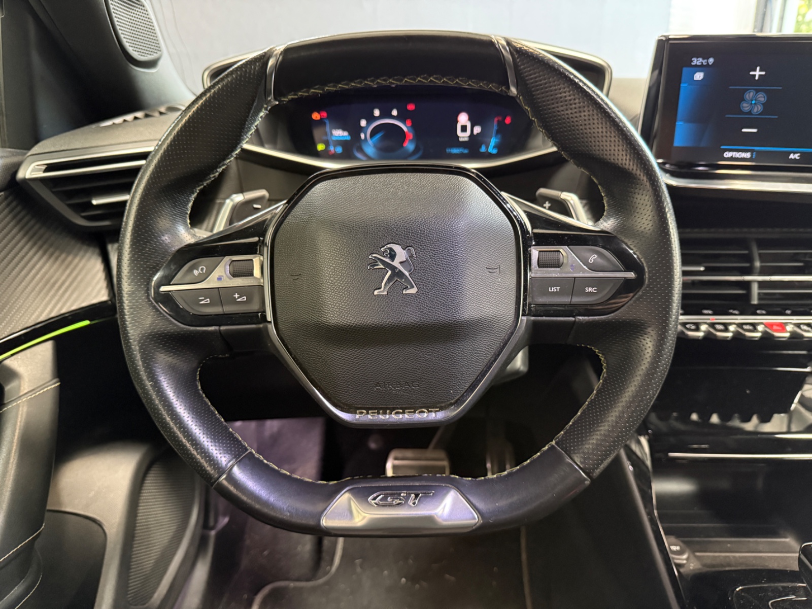 Photo véhicule PEUGEOT 2008