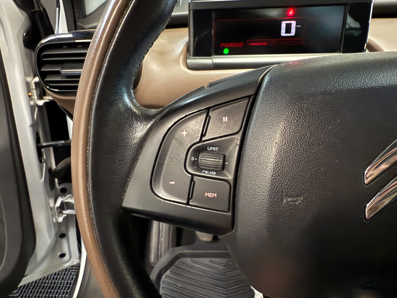 Photo véhicule CITROEN C4 CACTUS