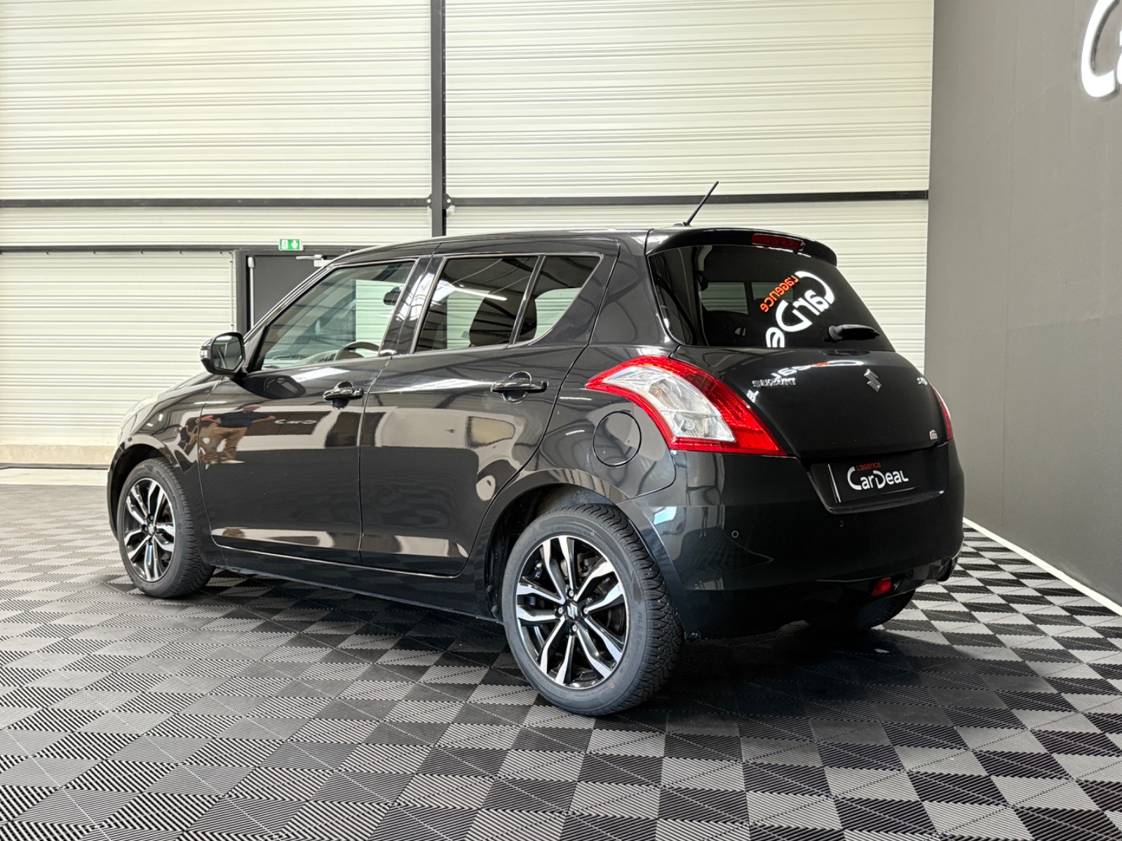 Photo véhicule SUZUKI SWIFT MY15