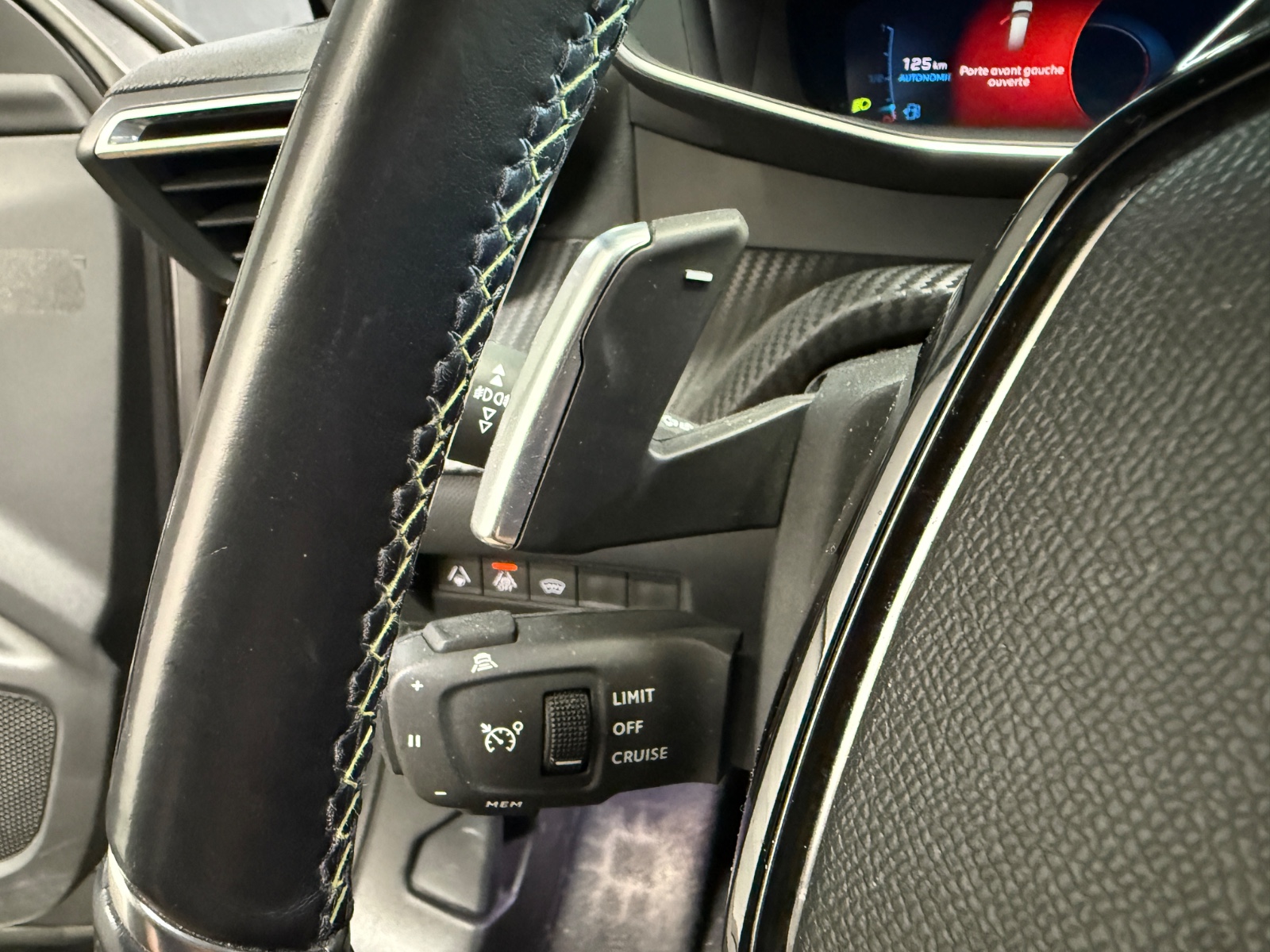 Photo véhicule PEUGEOT 2008