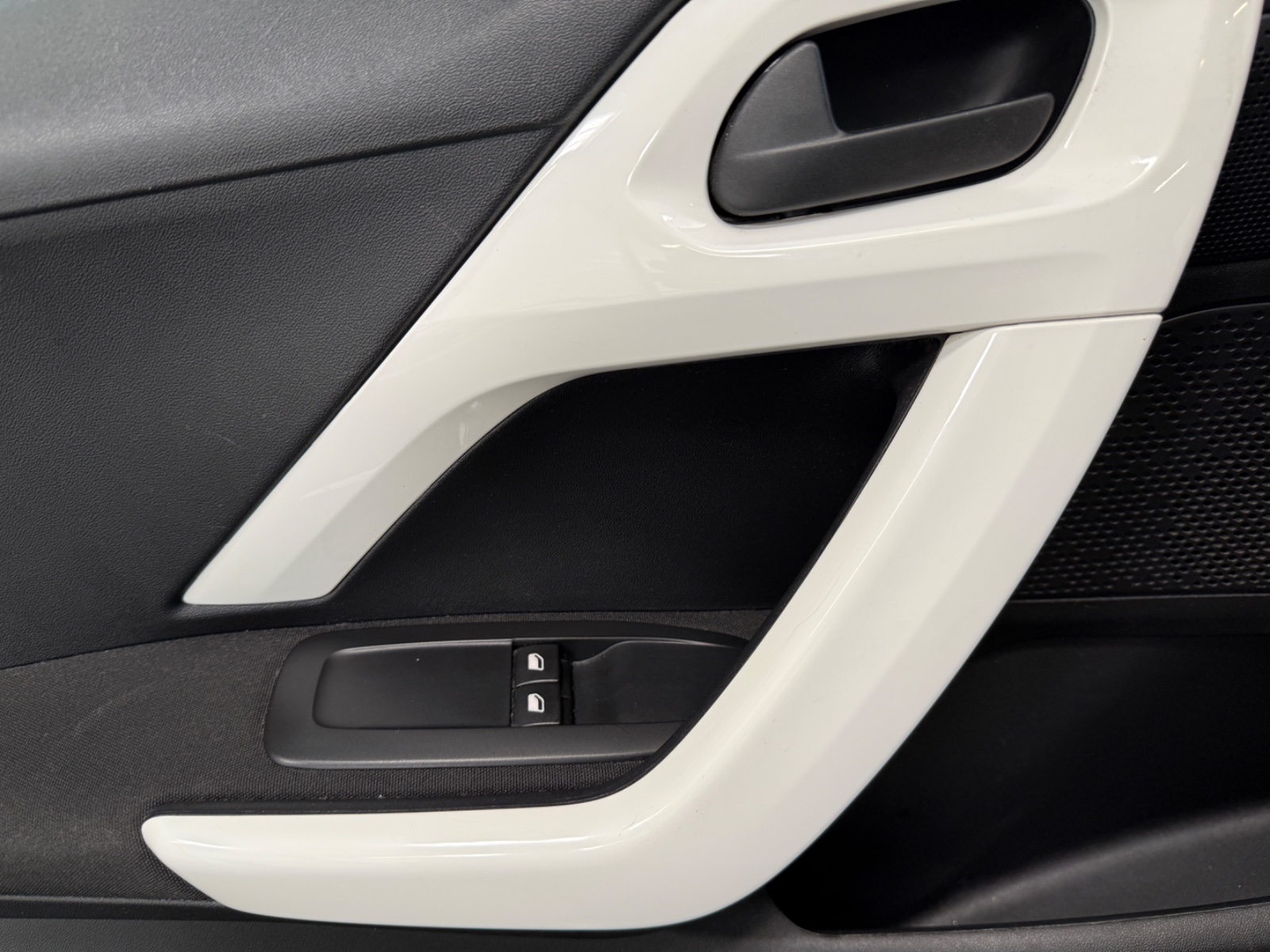 Photo véhicule PEUGEOT 208