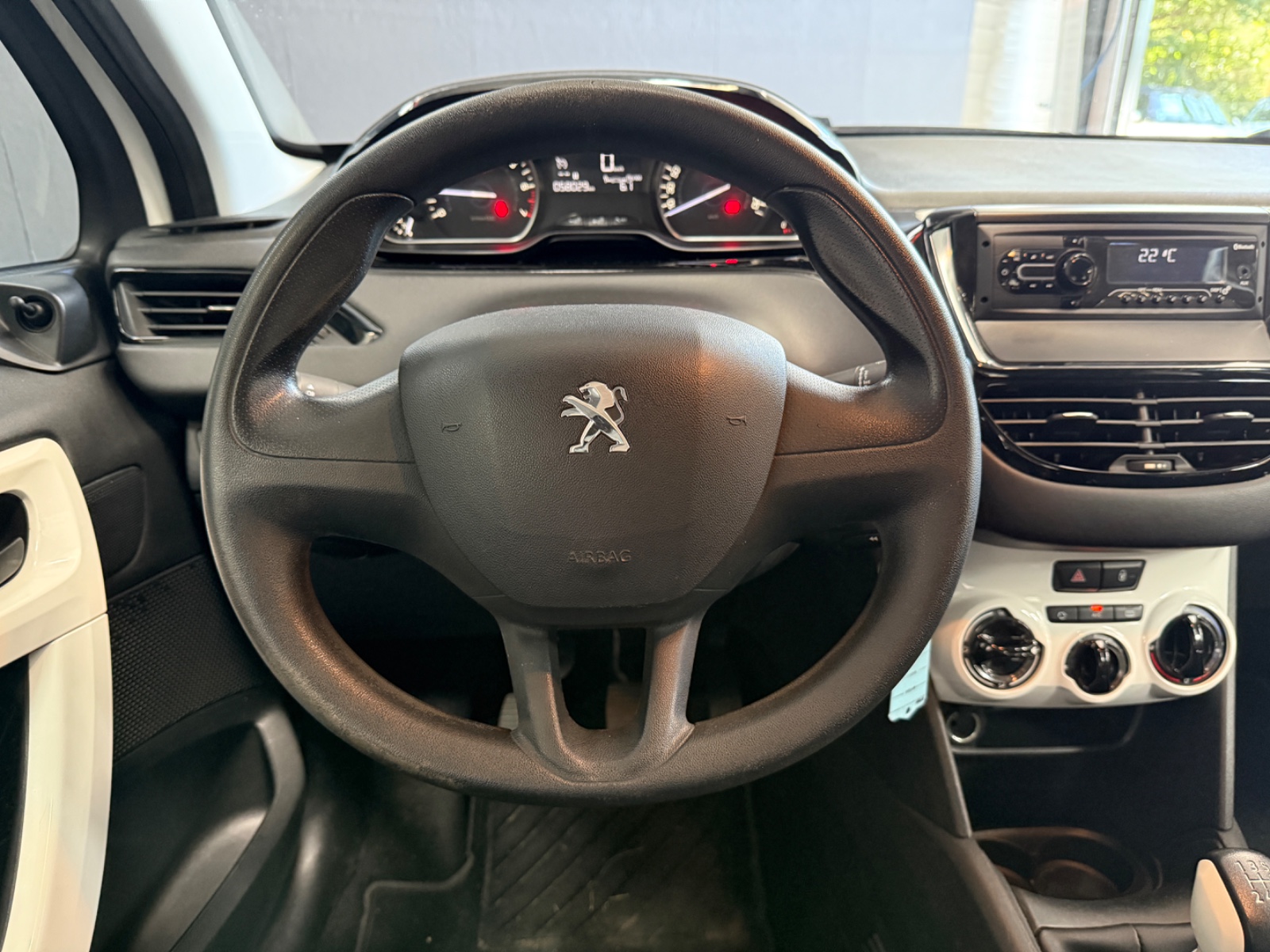 Photo véhicule PEUGEOT 208