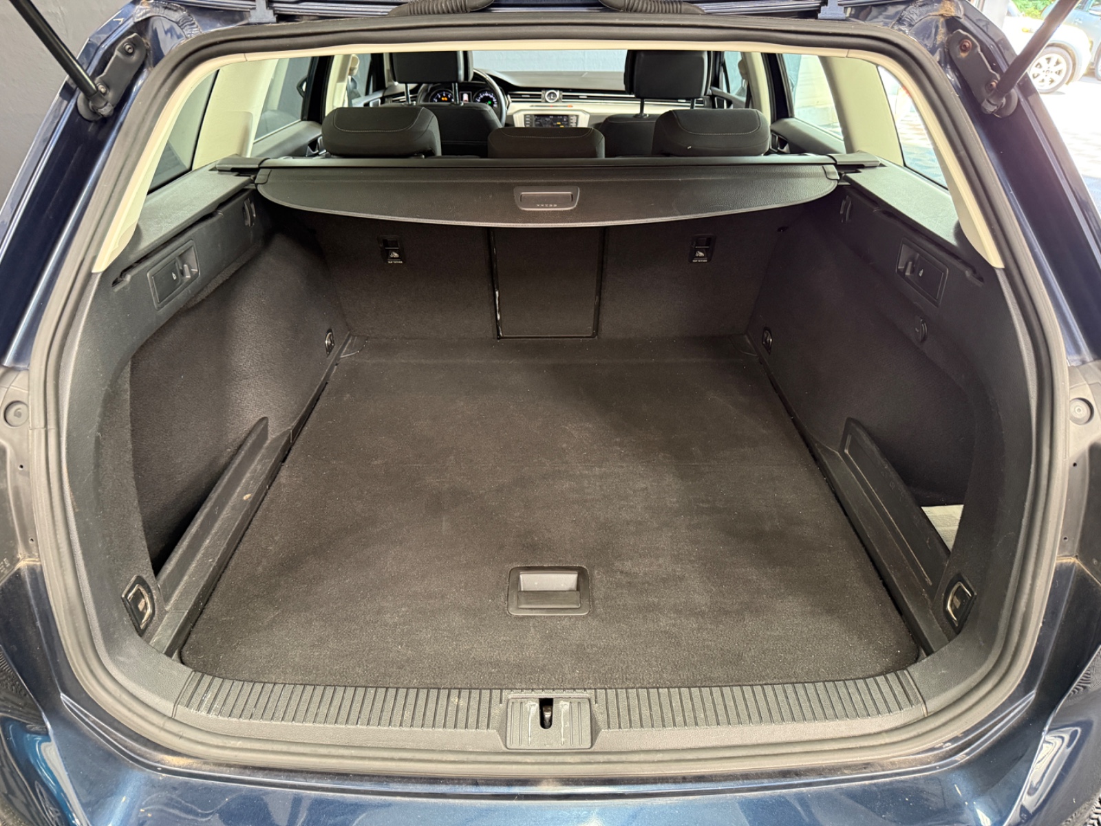Photo véhicule VOLKSWAGEN PASSAT SW