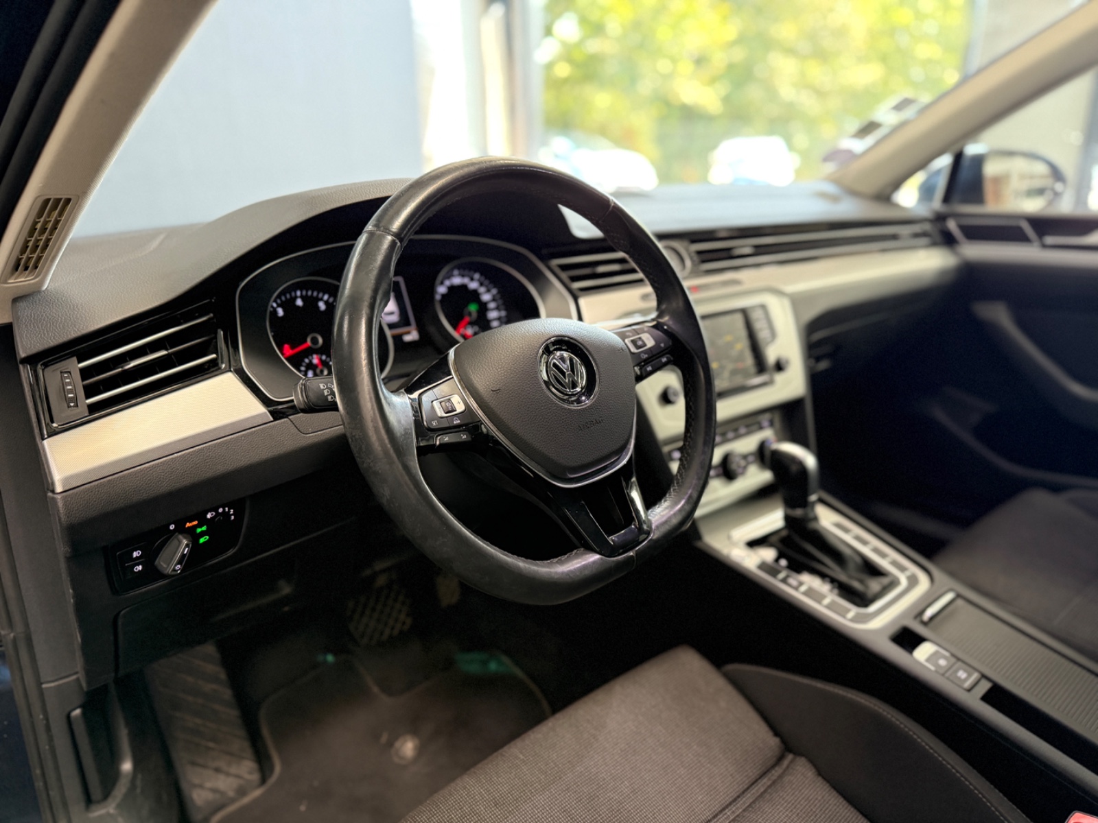 Photo véhicule VOLKSWAGEN PASSAT SW