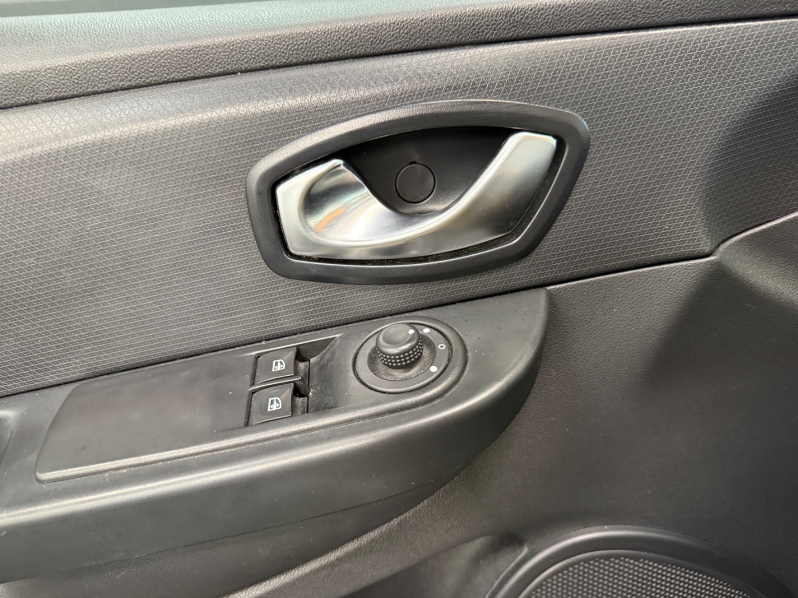 Photo véhicule RENAULT CLIO IV