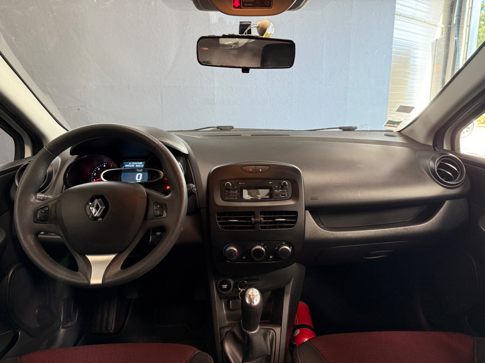 Photo véhicule RENAULT CLIO IV
