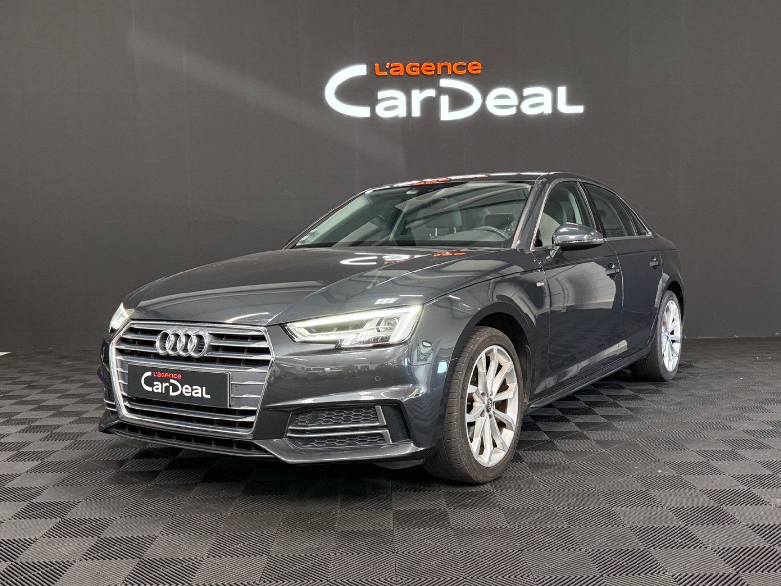 AUDI A4 1.4 TFSI 150 S tronic 7 S line